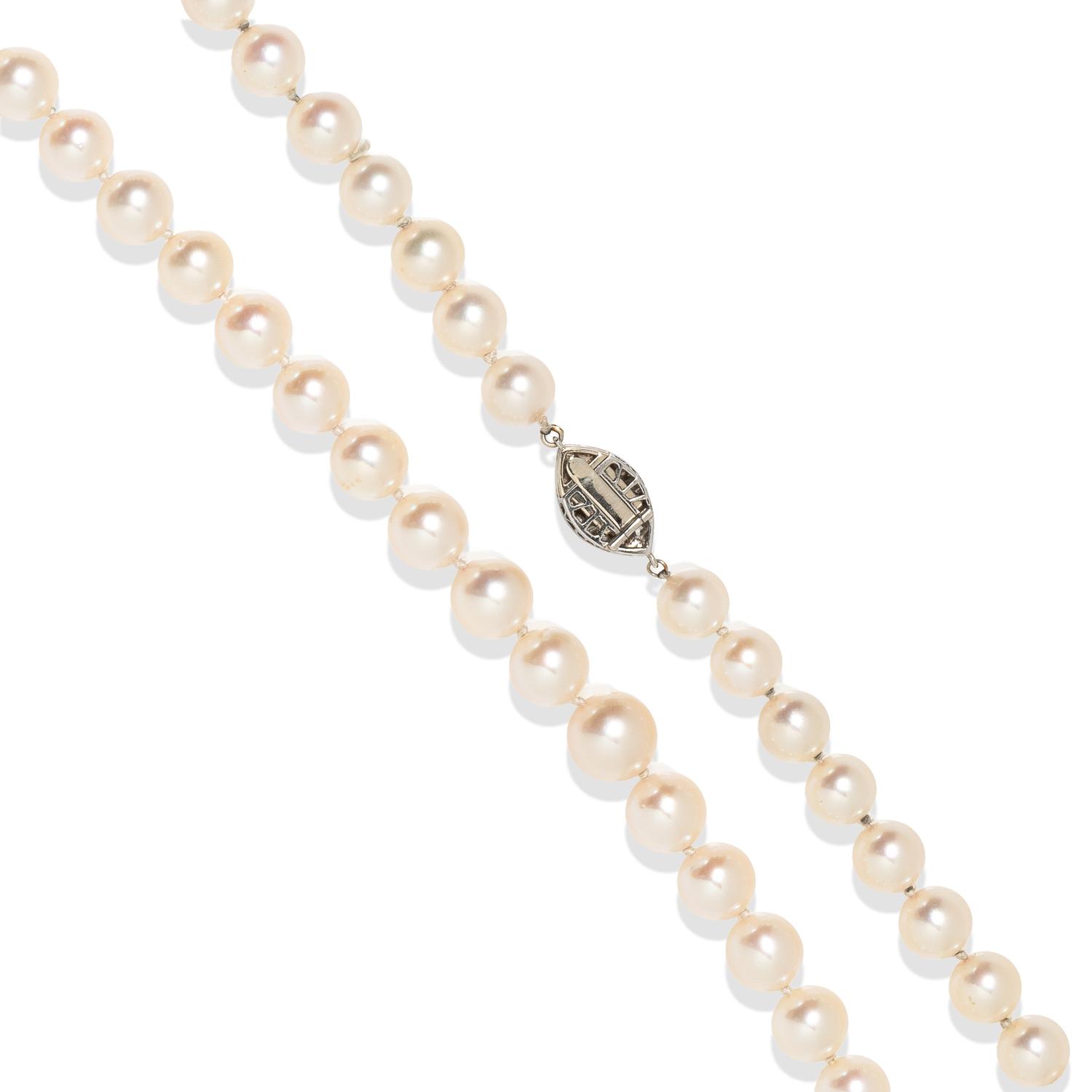 CULTURED AKOYA PEARL NECKLACE WITH DIAMOND CLASP