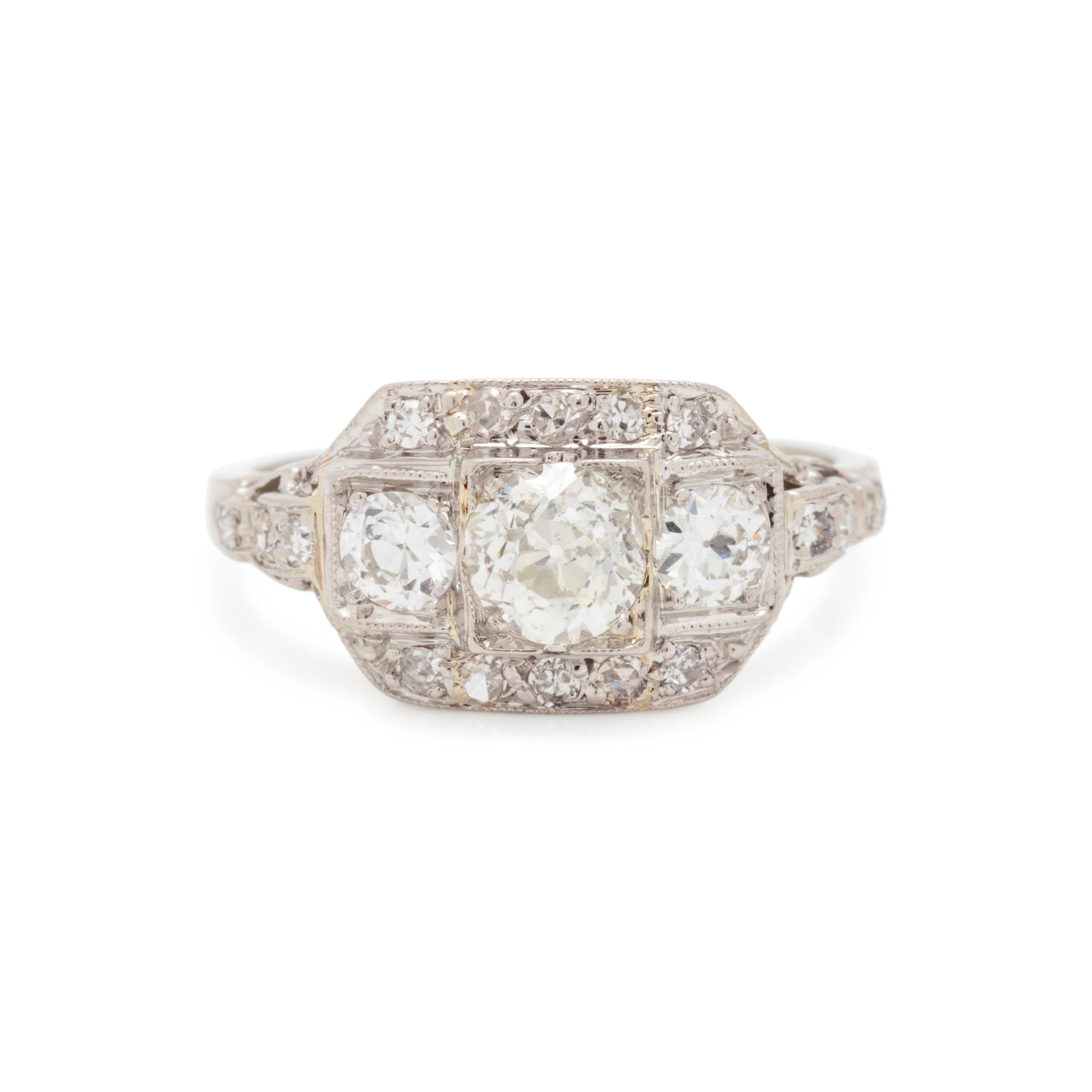 DIAMOND RING