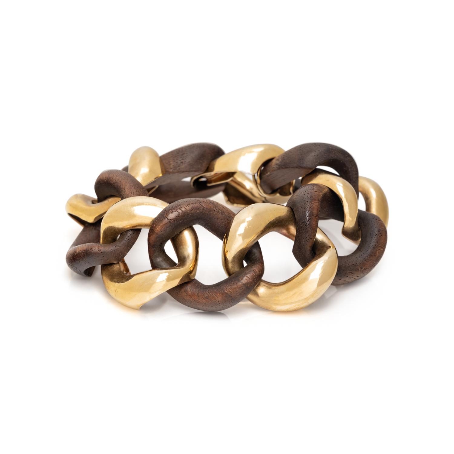 SEAMAN SCHEPPS, YELLOW GOLD AND WOOD LINK BRACELET