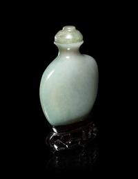 A Bluish Celadon Jade Snuff Bottle