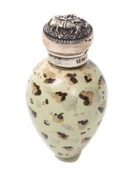 A Silver Topped Quail Egg Shaped Scent Bottle Height 2 1/ 2 inches