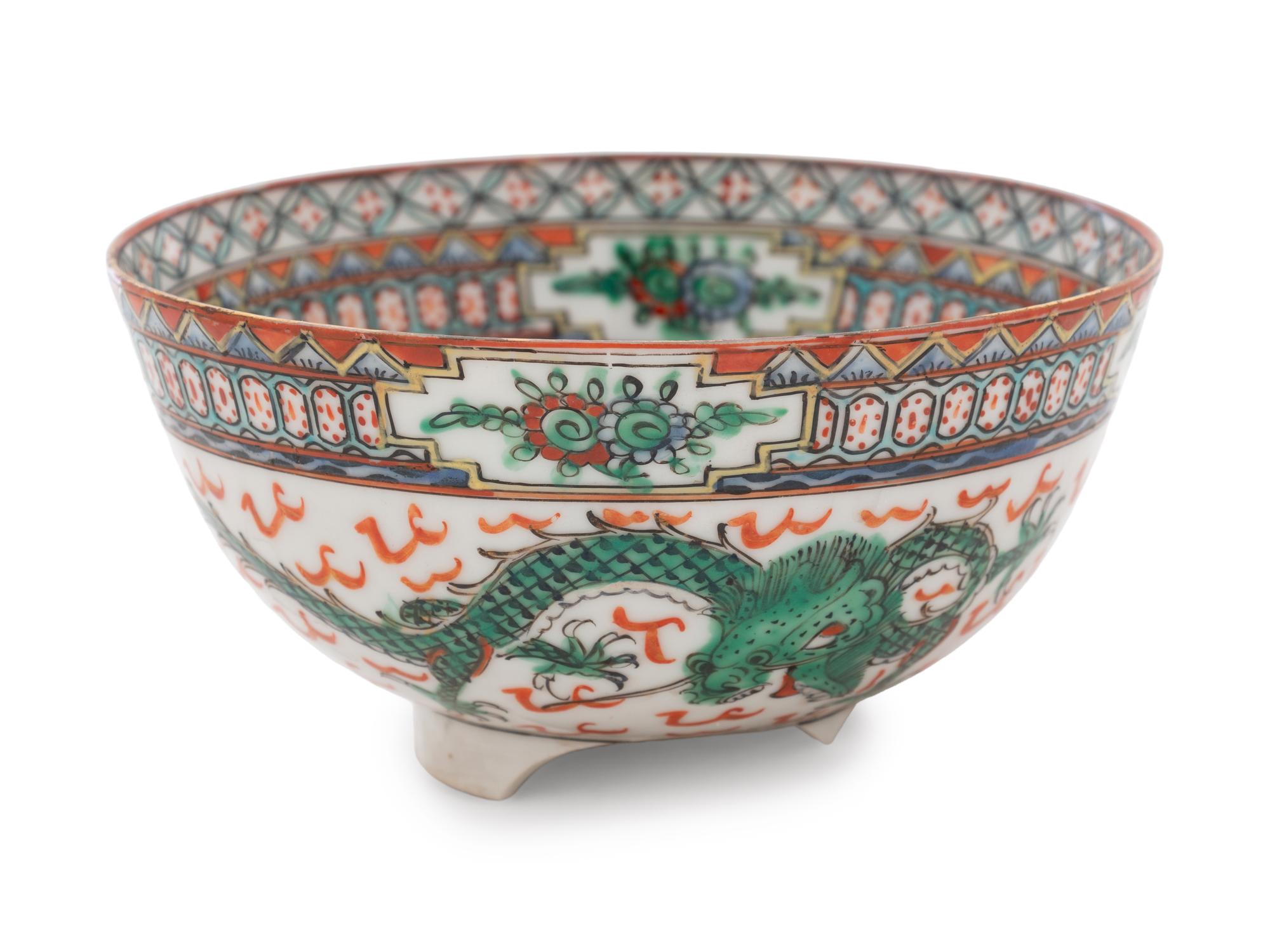 Six Chinese Wucai Enameled Porcelain Articles