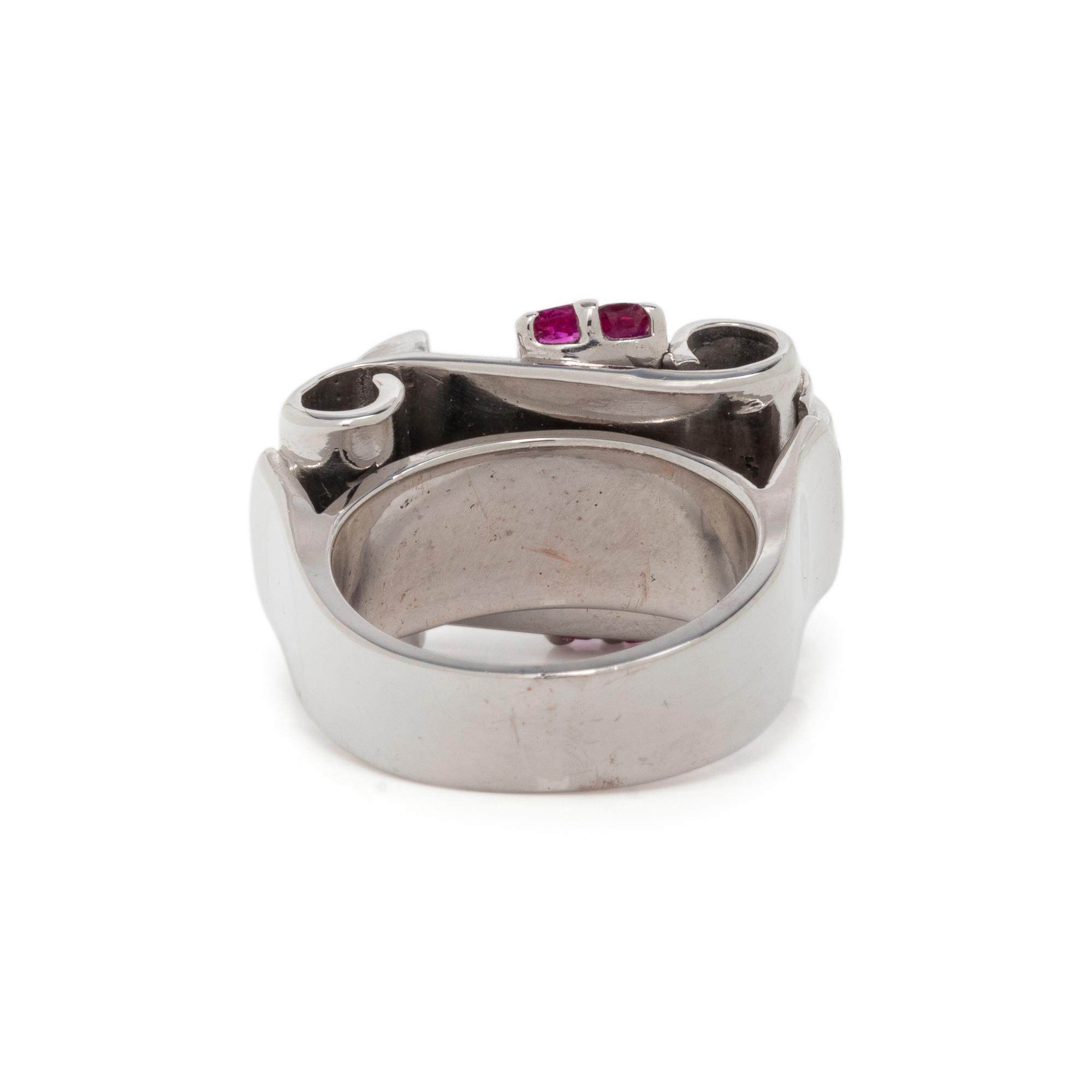 RETRO, WHITE GOLD, DIAMOND AND RUBY RING