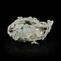 A Chinese carved jadeite double gourd brushwasher 翡翠葫芦笔洗