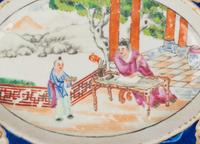 A Chinese Export Porcelain Dinner Service