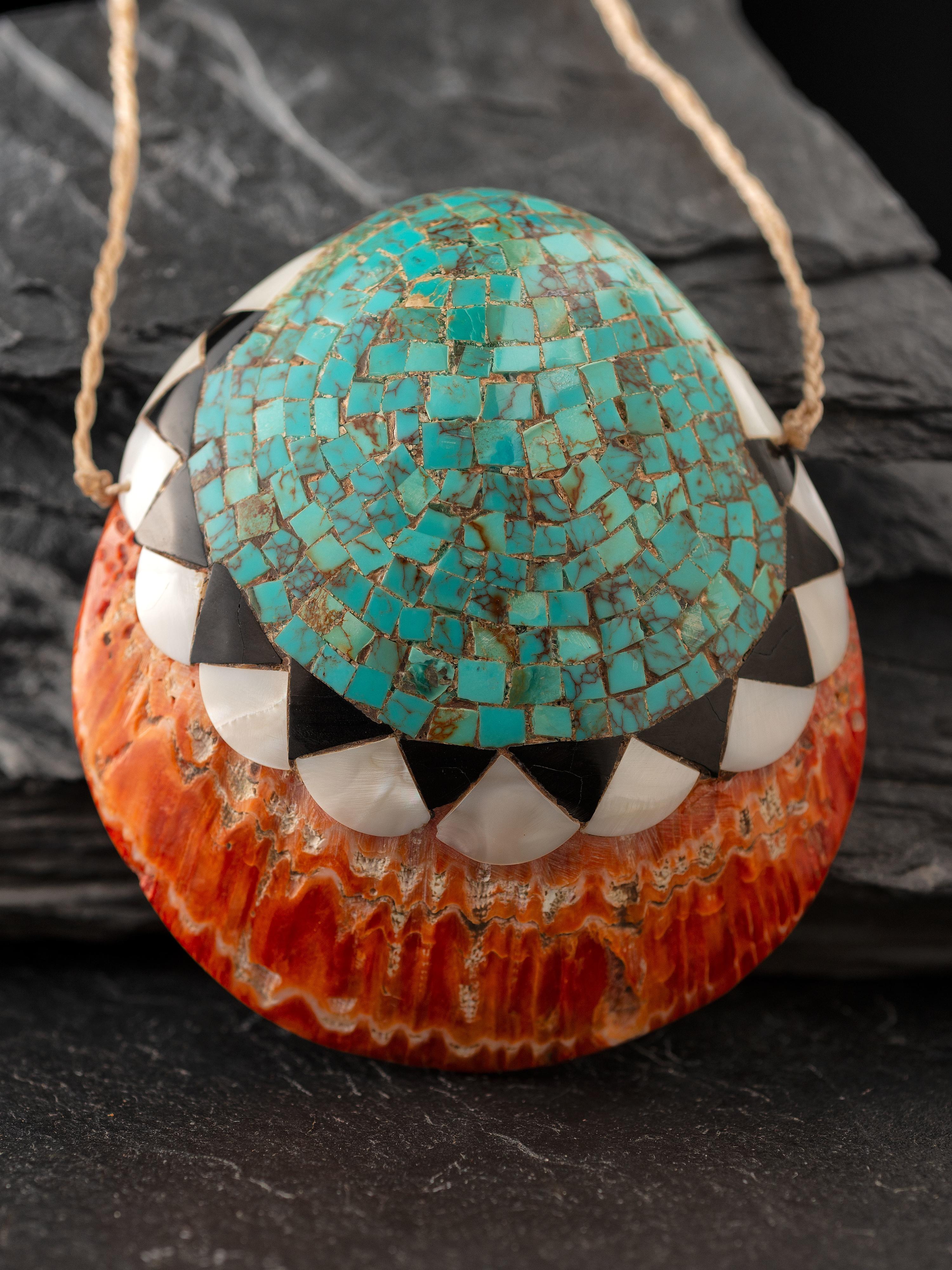 Kewa Inlaid Spiny Oyster Pendant