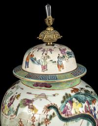 A Large Chinese Famille Rose Porcelain Covered Jar