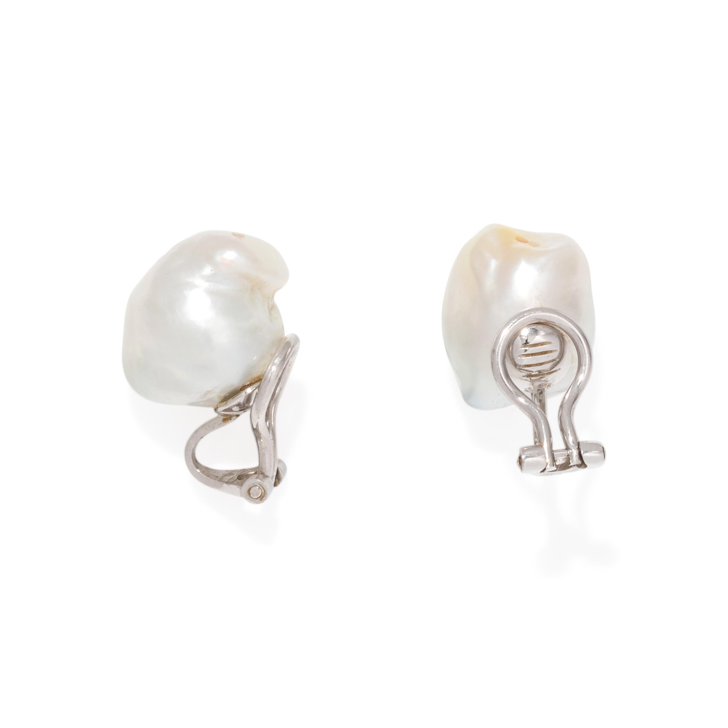 CULTURED BAROQUE PEARL SET