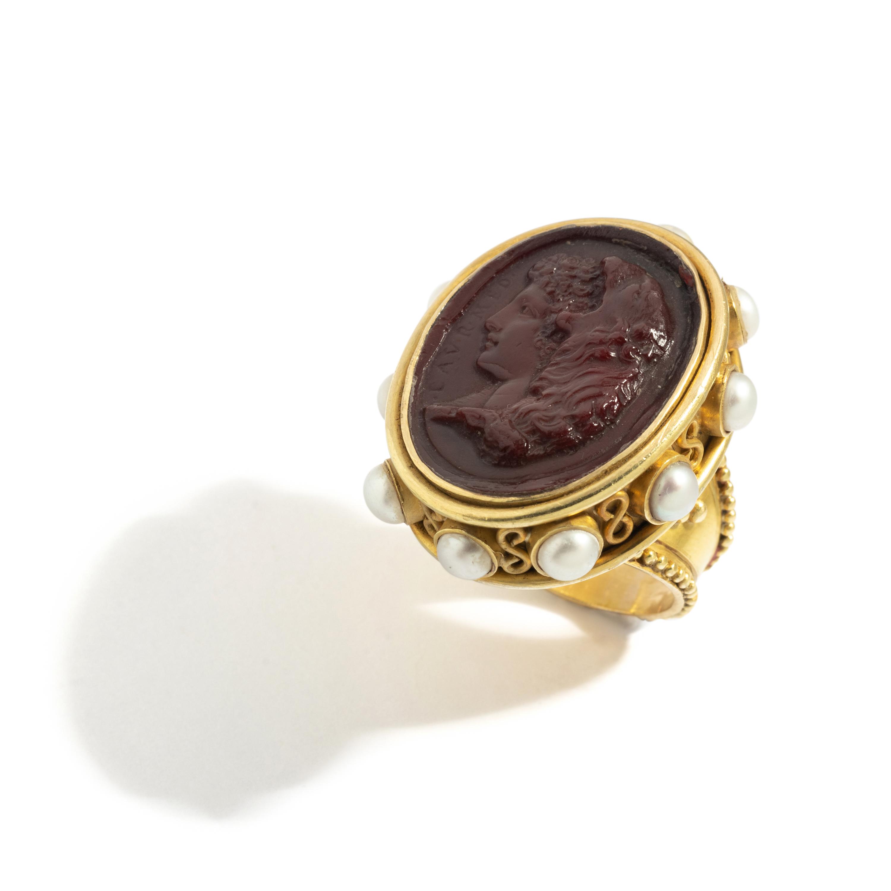 YELLOW GOLD, CULTURED PEARL AND CAMEO RING