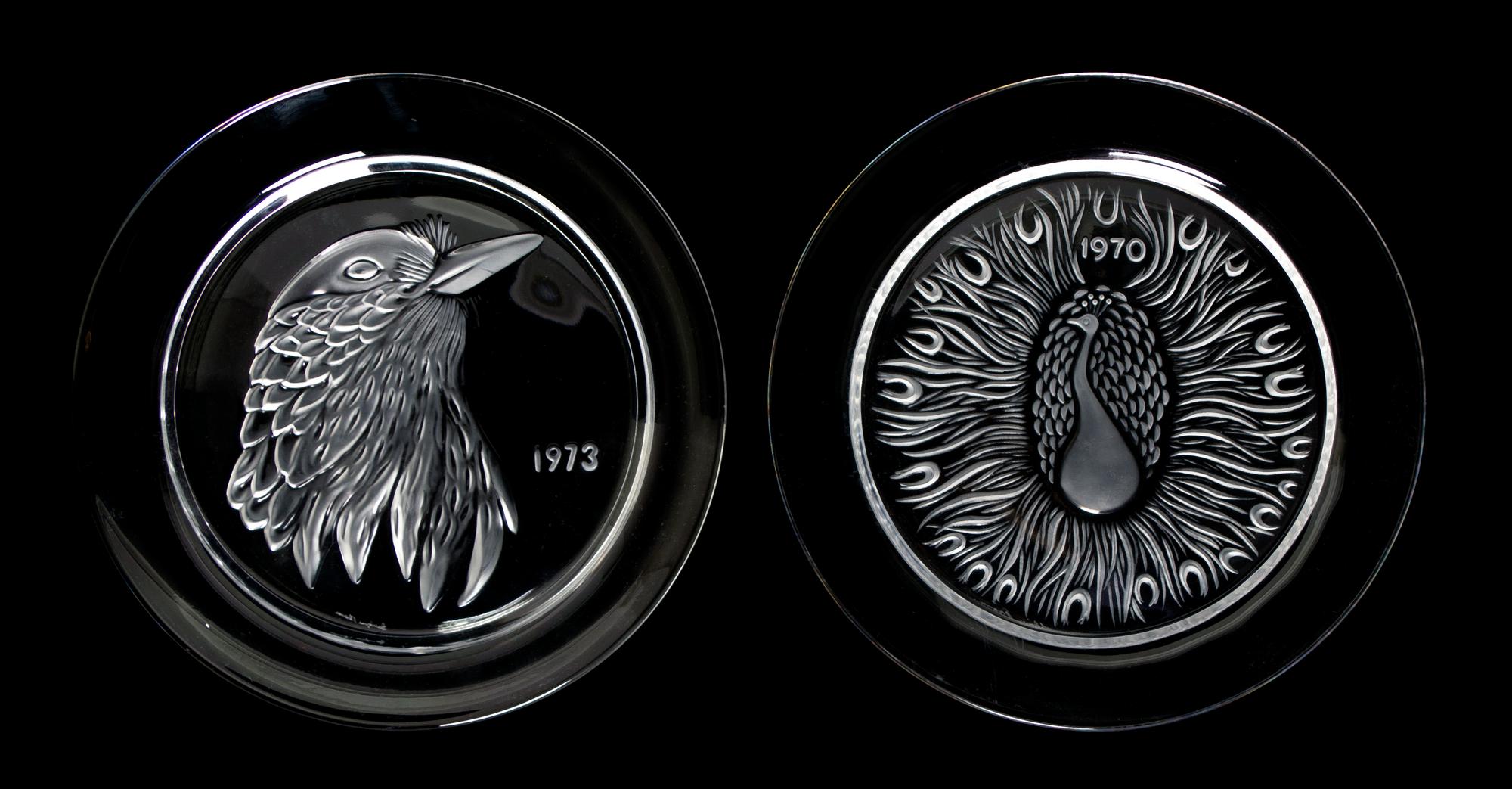 Two Lalique Molded and Frosted Glass Annular Plates, Diameter 8 1/2 inches.