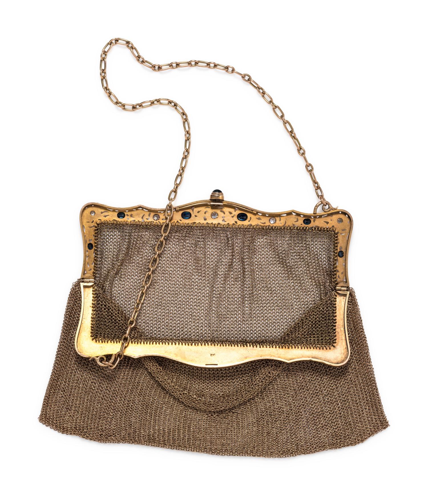 YELLOW GOLD, DIAMOND AND SAPPHIRE MESH PURSE