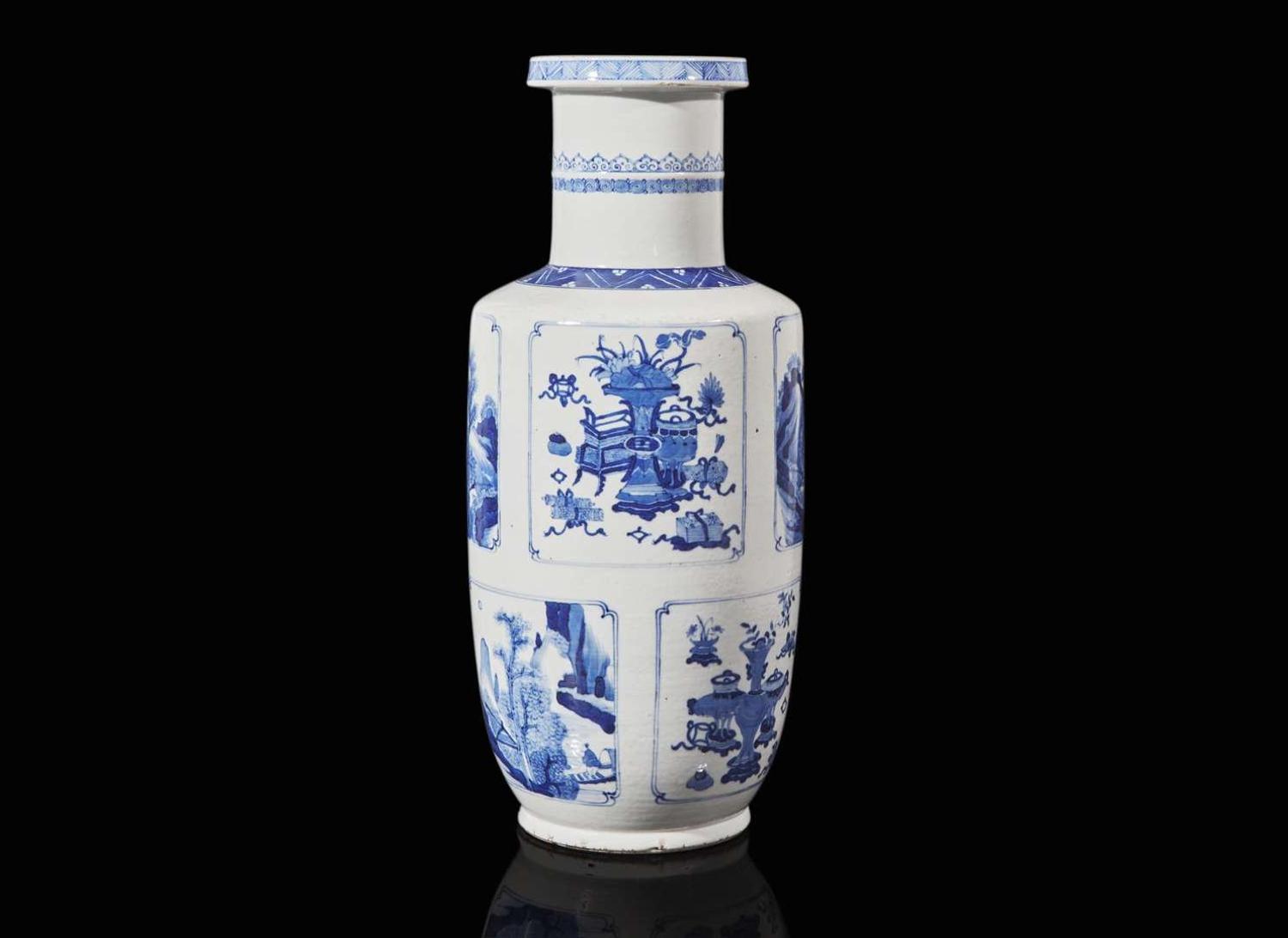 A Chinese blue and white rouleau vase, possibly Guangxu period 青花棒槌瓶 可能為光緒