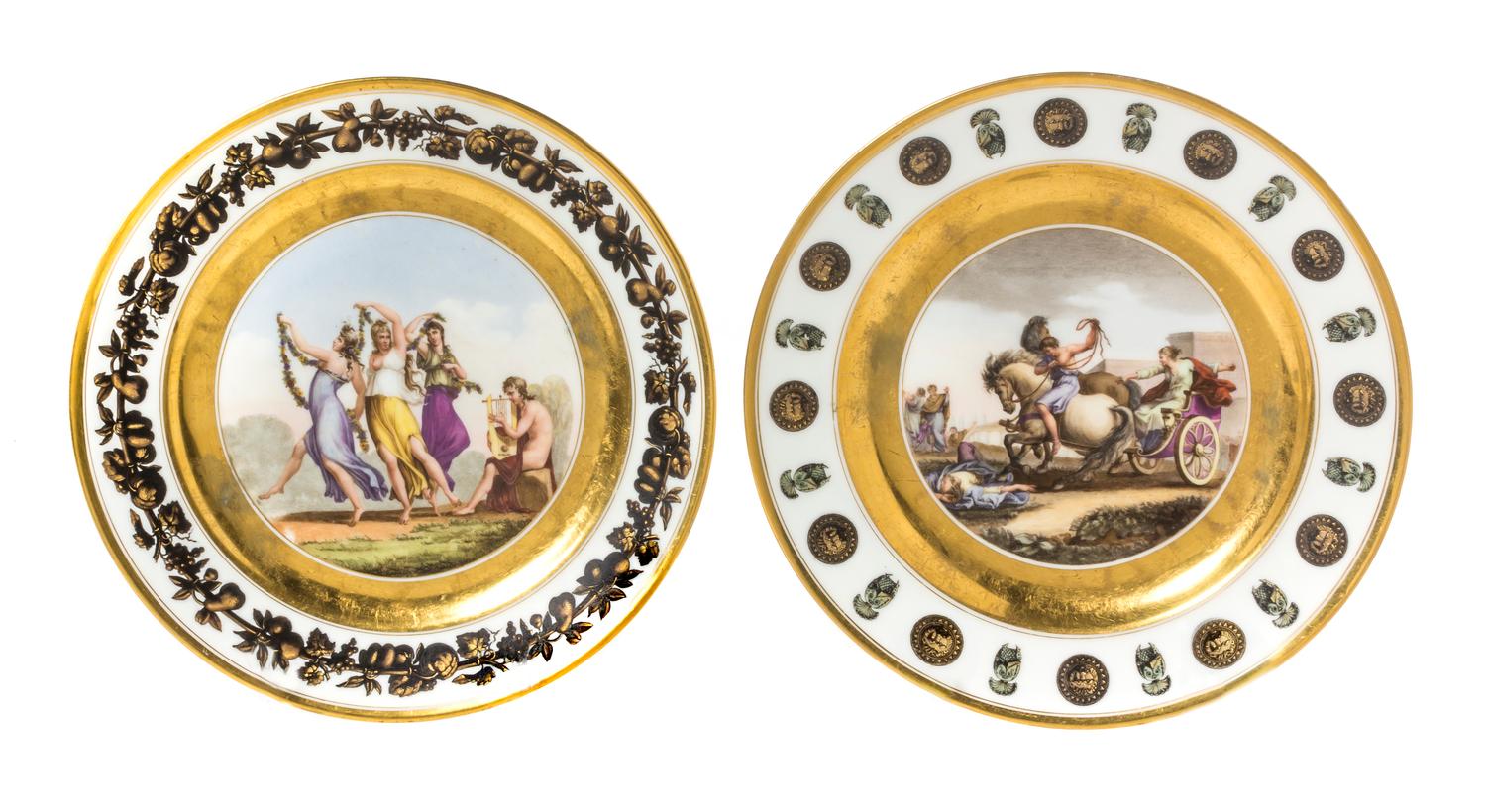 A Pair of Paris Porcelain Plates, Diameter 9 3/8 inches.