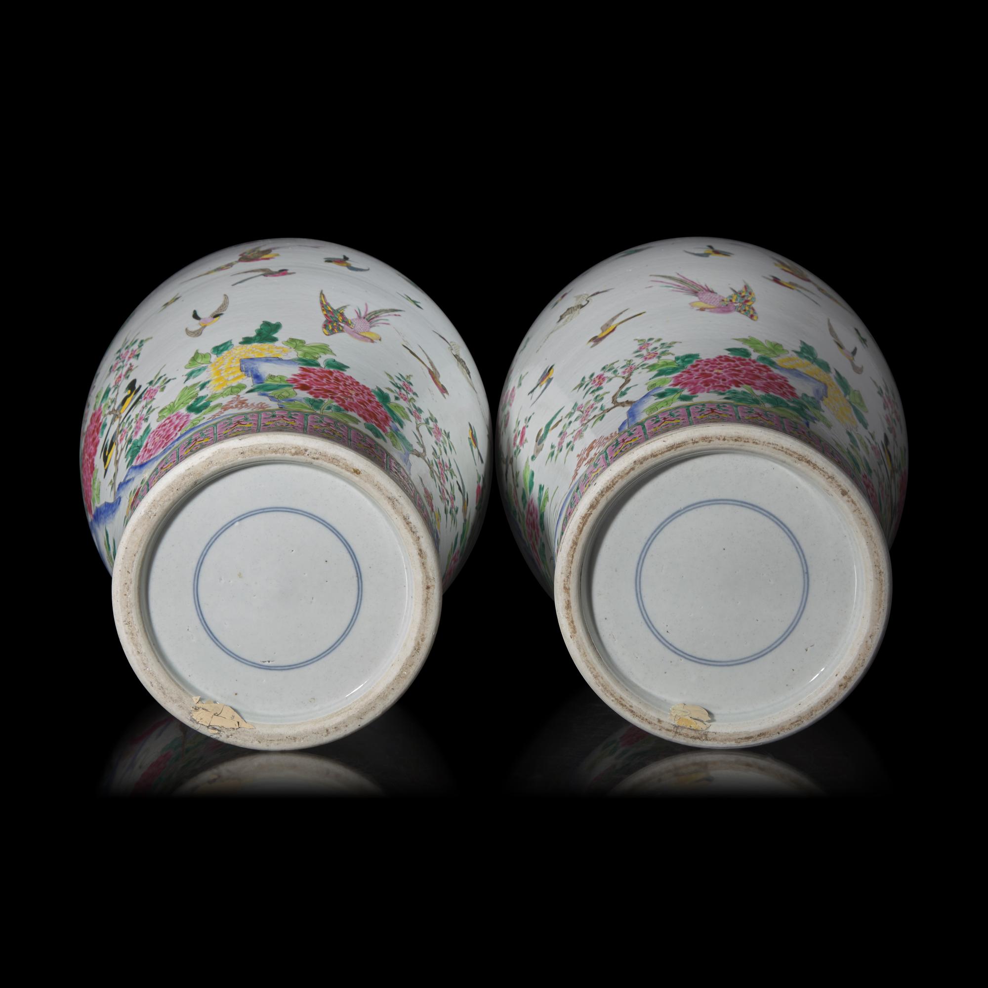 A Pair of Large Chinese Famille Rose Covered Vases 粉彩花鳥圖大蓋瓶一對