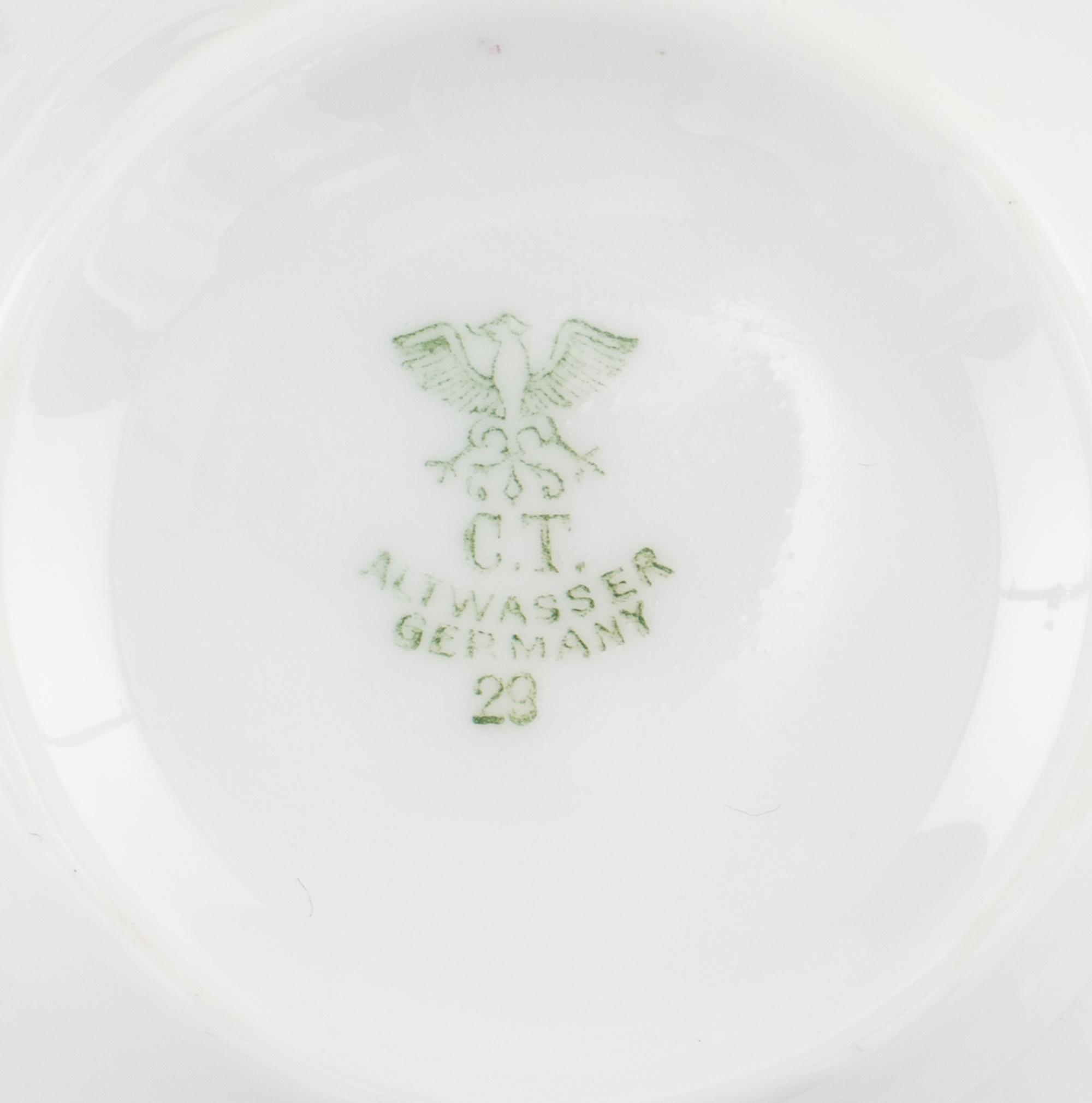 A German Porcelain Dinner Service