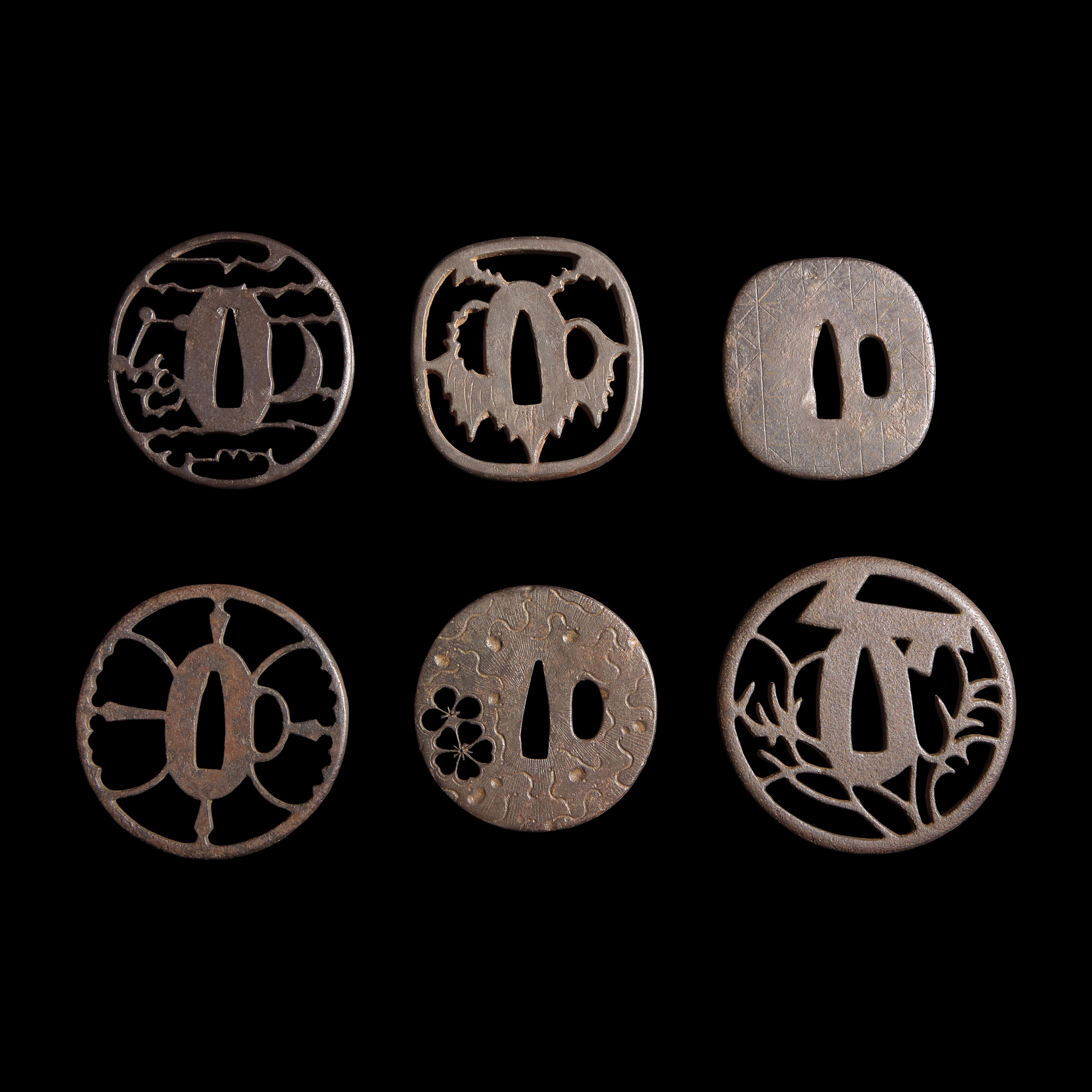 Six Japanese Mixed Metal Tsuba, Edo Period, 18th/19th century — 日本江戶時代 刀镡一組六件