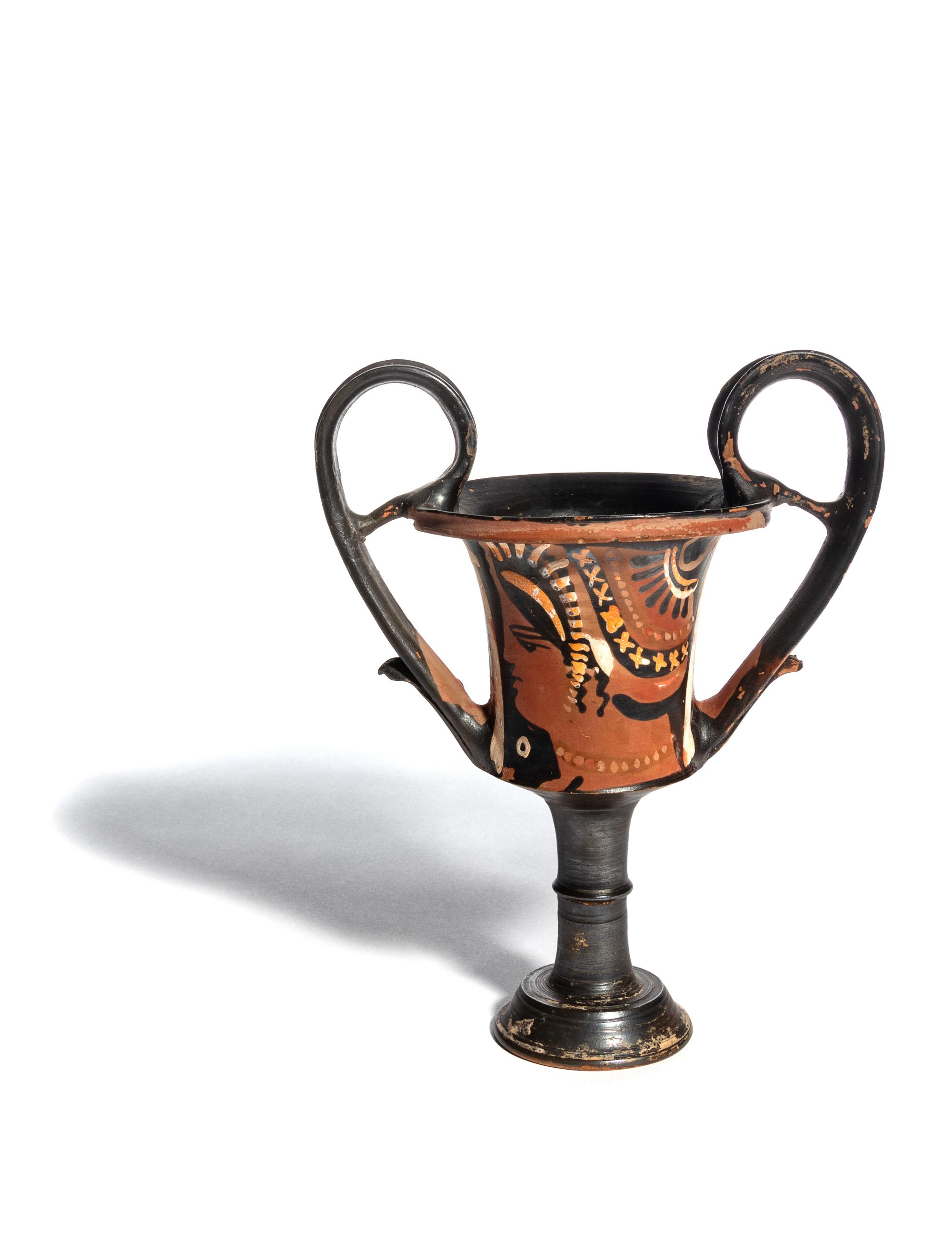 An Apulian Red-Figured Kantharos