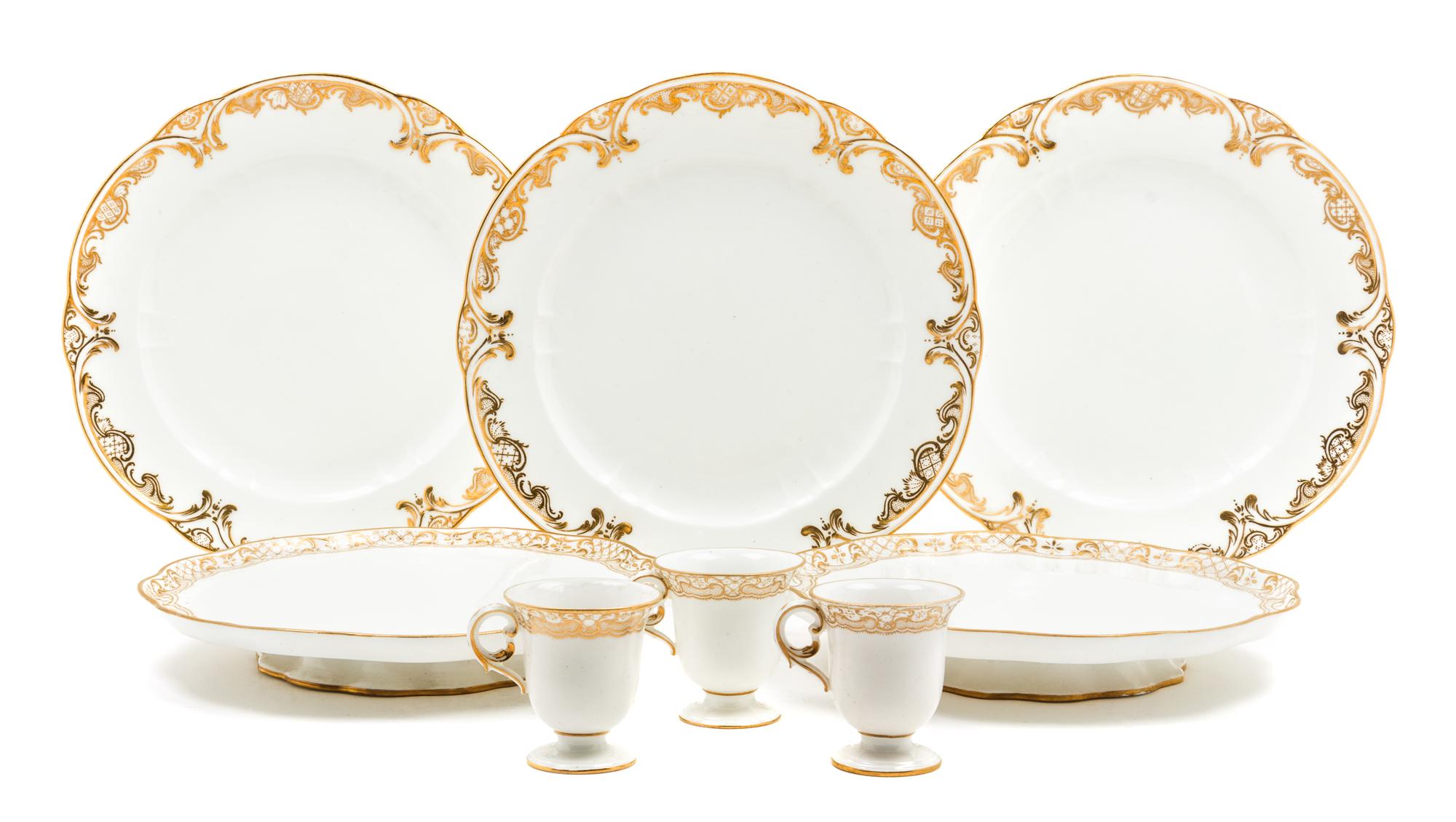 A Sevres Style Porcelain Dessert Service Diameter of dinner plate 9 5/8 inches. — 19TH/20TH CENTURY