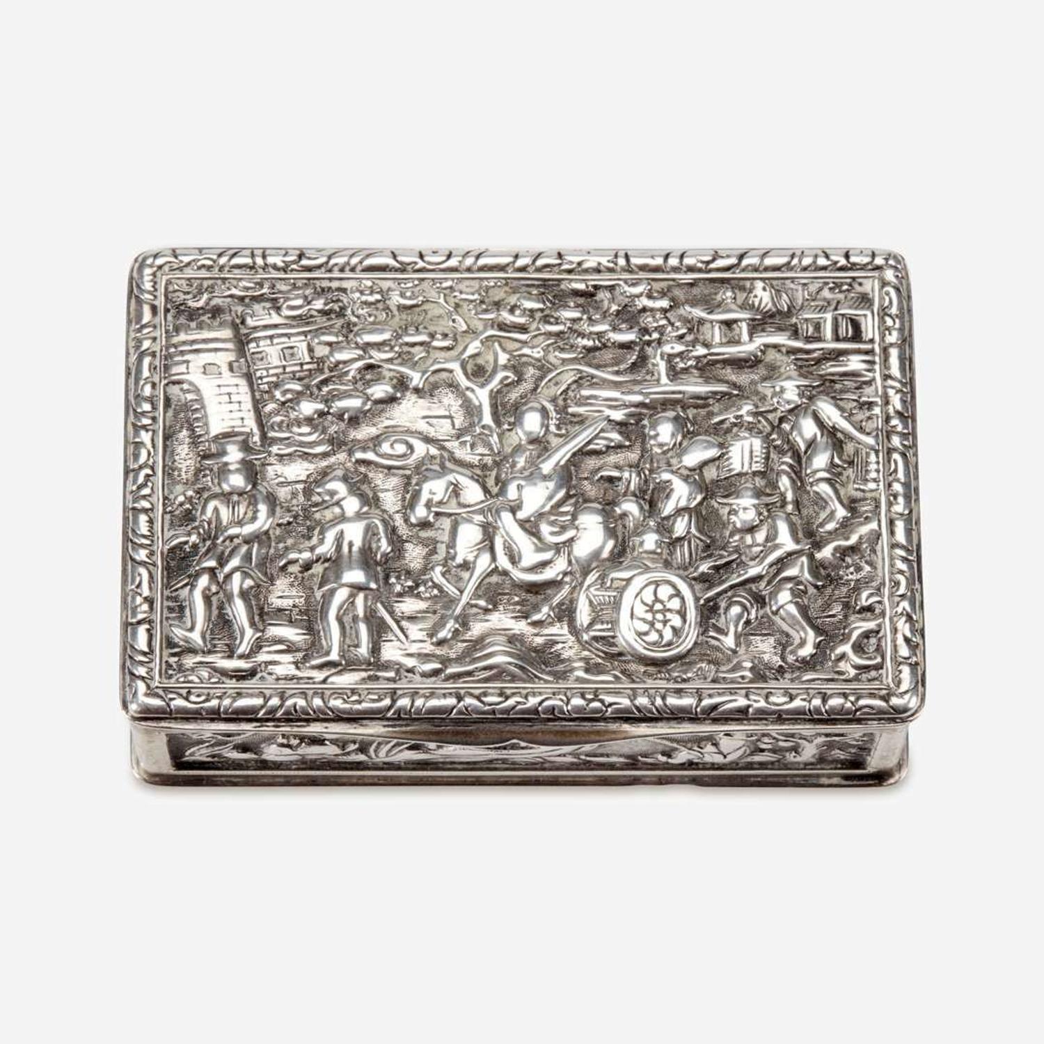 A Chinese export silver snuff box, Wongshing 中国出口银鼻烟盒 Canton, circa 1825-1840 ??? ?1825-1840?