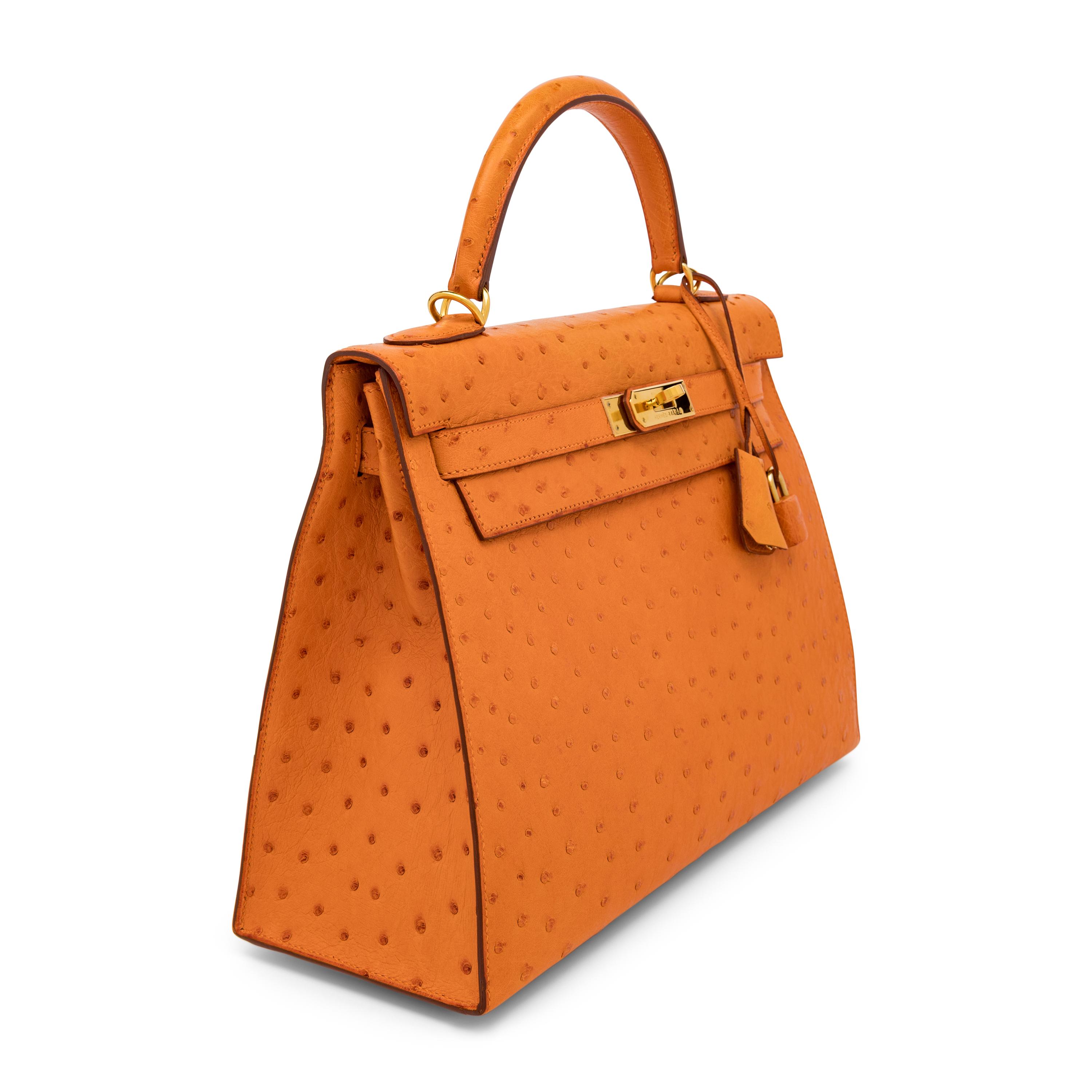 Hermès, Kelly 32 in Abricot Ostrich