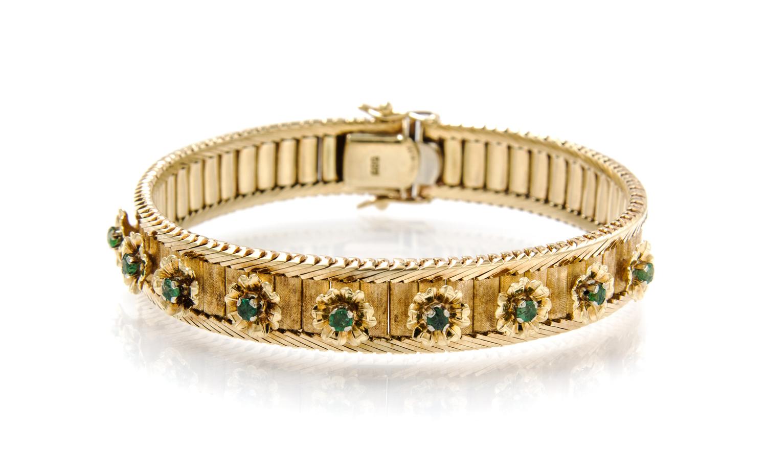 A 14 Karat Yellow Gold and Emerald Bracelet, Italy, 21.40 dwts.