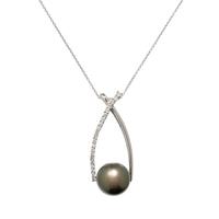 CULTURED TAHITIAN PEARL AND DIAMOND PENDANT/NECKLACE