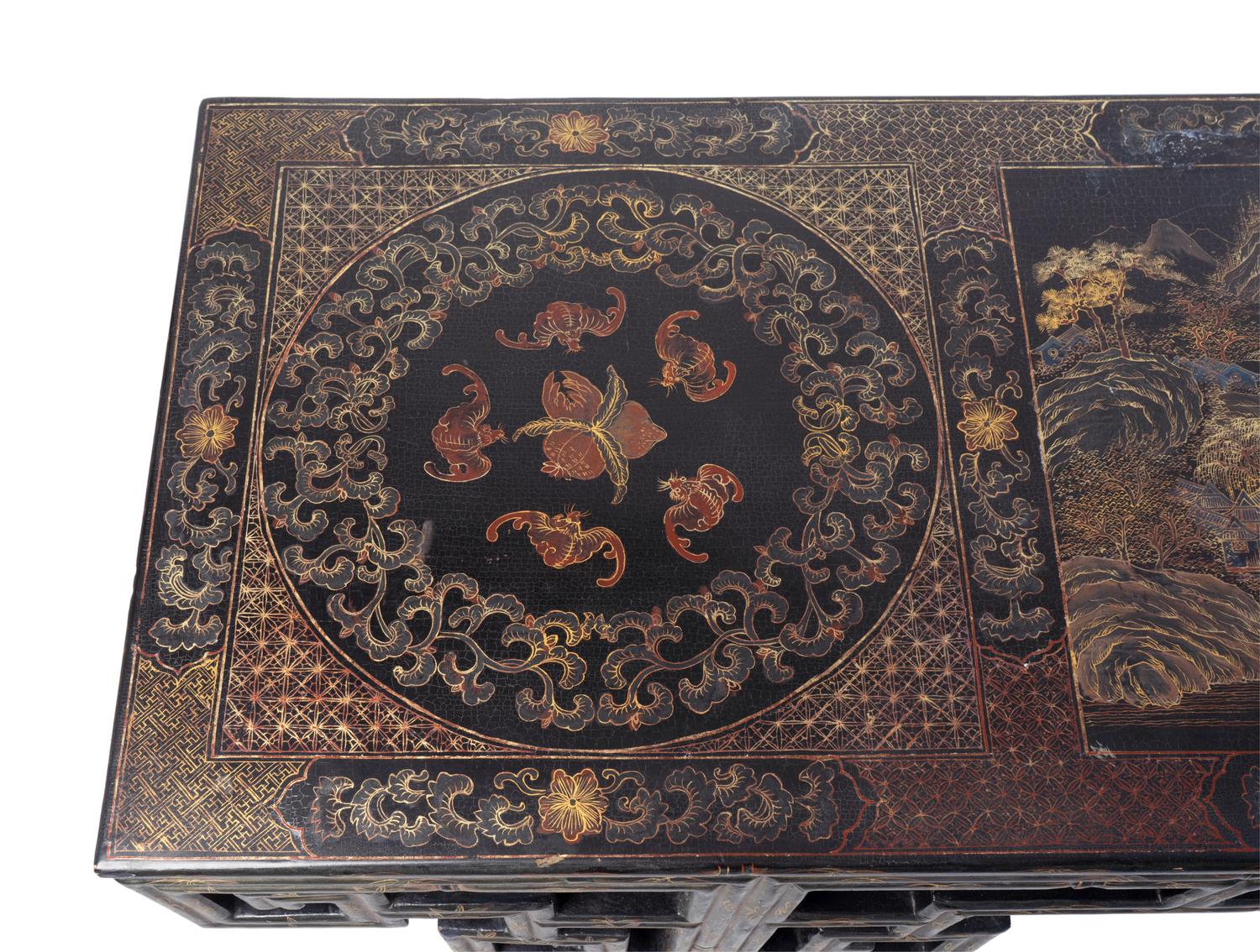 A Chinese Green Lacquer and Parcel Gilt Altar Table — 20TH CENTURY