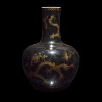 A Large Chinese Gilt-Decorated Black Glazed 'Dragon' Vase, Tianqiuping 黑地描金龍紋天球瓶