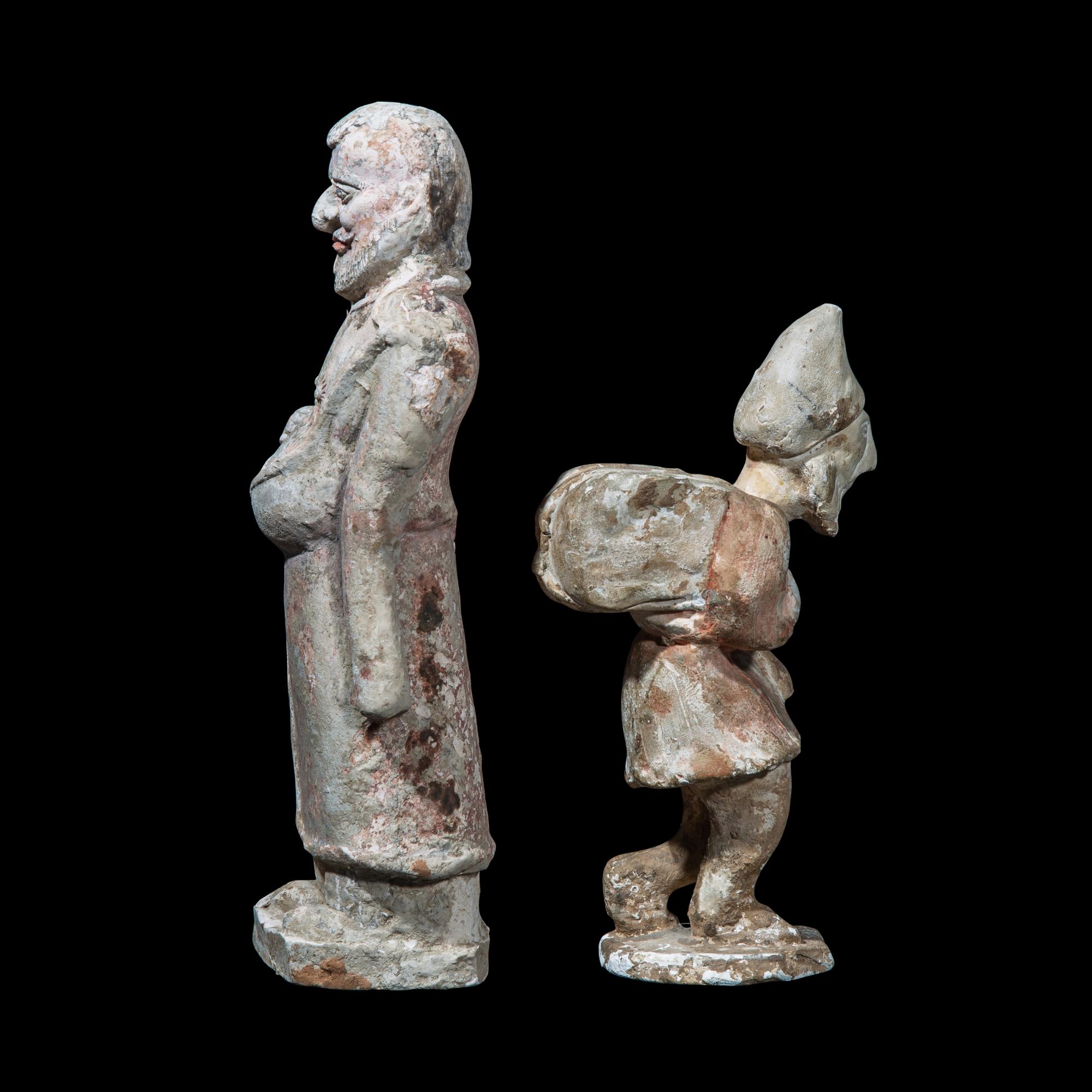 Two Chinese Painted Pottery Figures of Foreigners, Tang Dynasty and Later 唐及以後 陶俑兩件