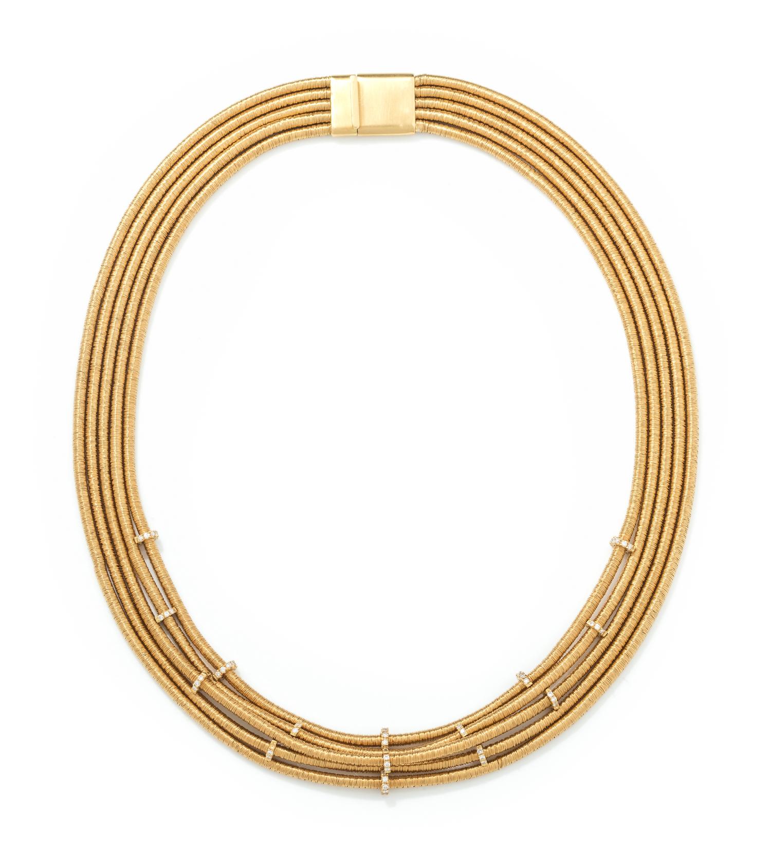 YELLOW GOLD AND DIAMOND NECKLACE