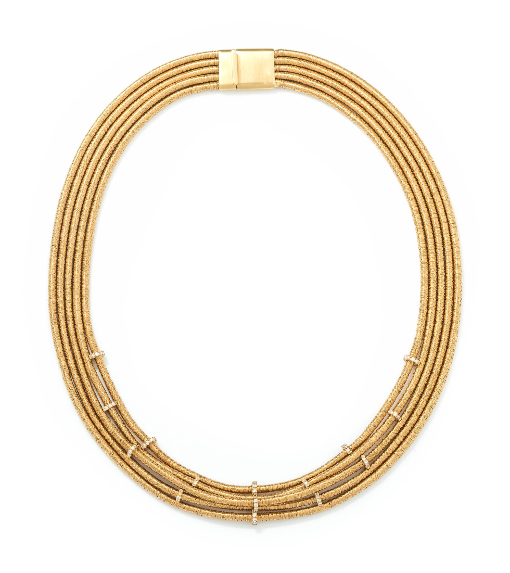 YELLOW GOLD AND DIAMOND NECKLACE