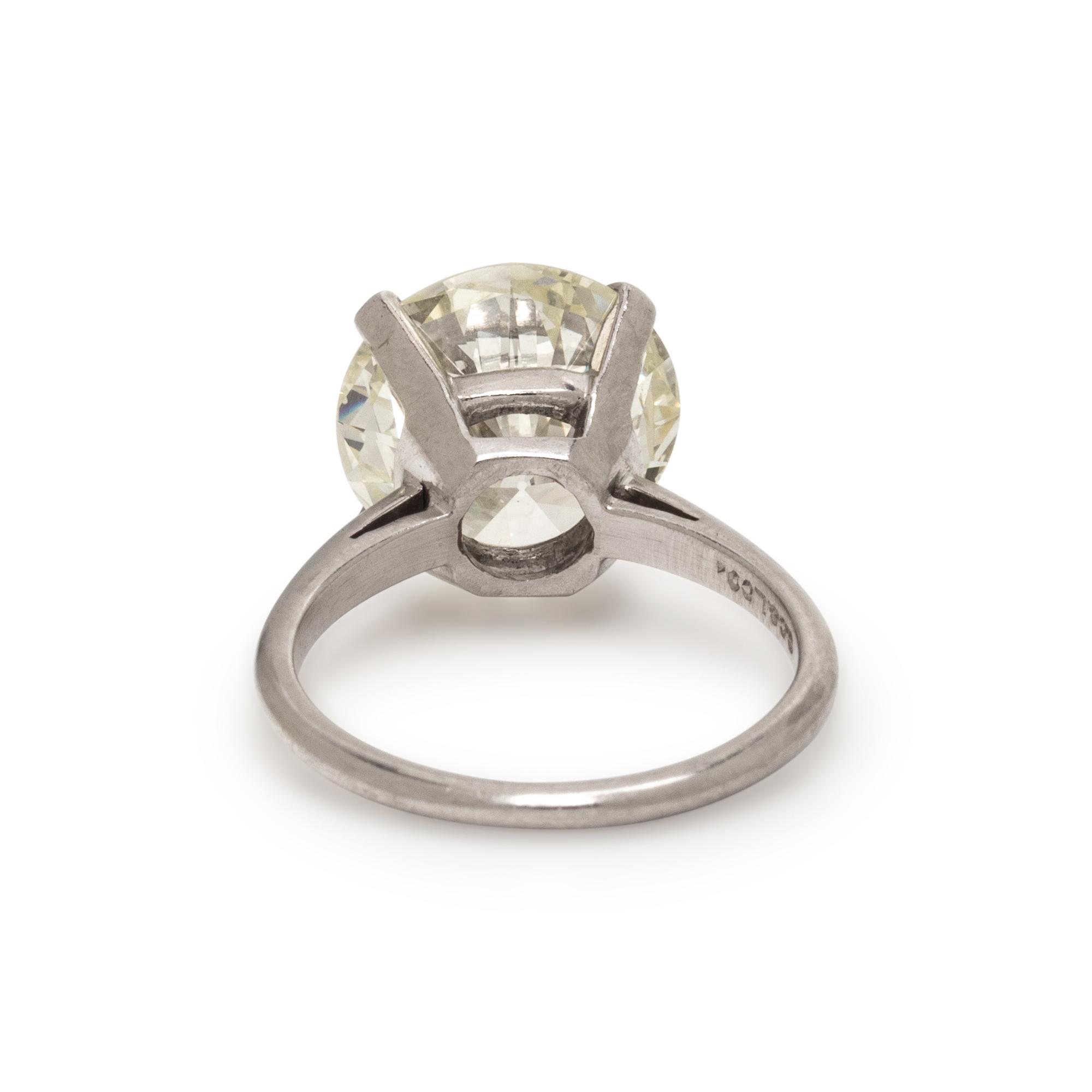 DIAMOND SOLITAIRE RING