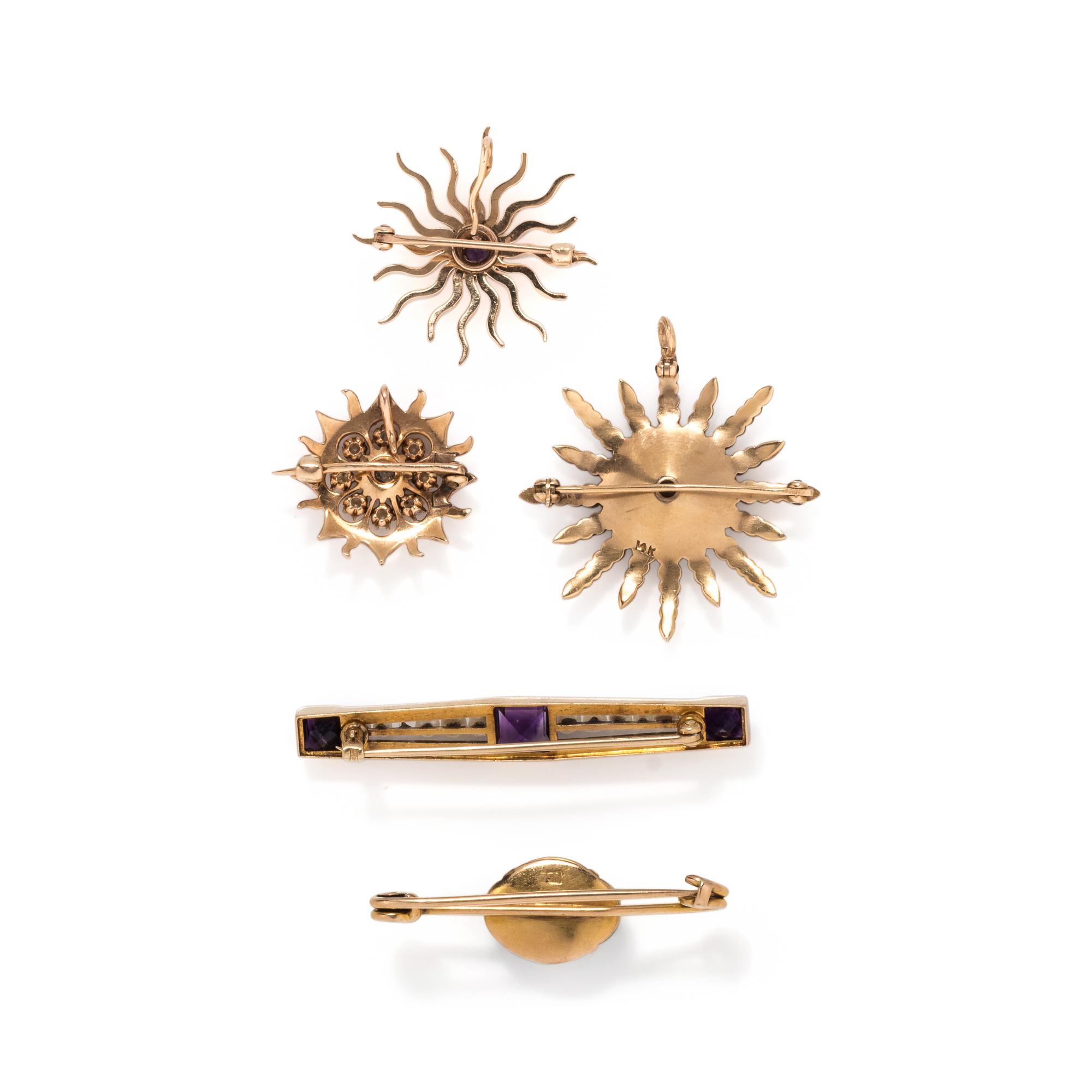COLLECTION OF YELLOW GOLD BROOCHES