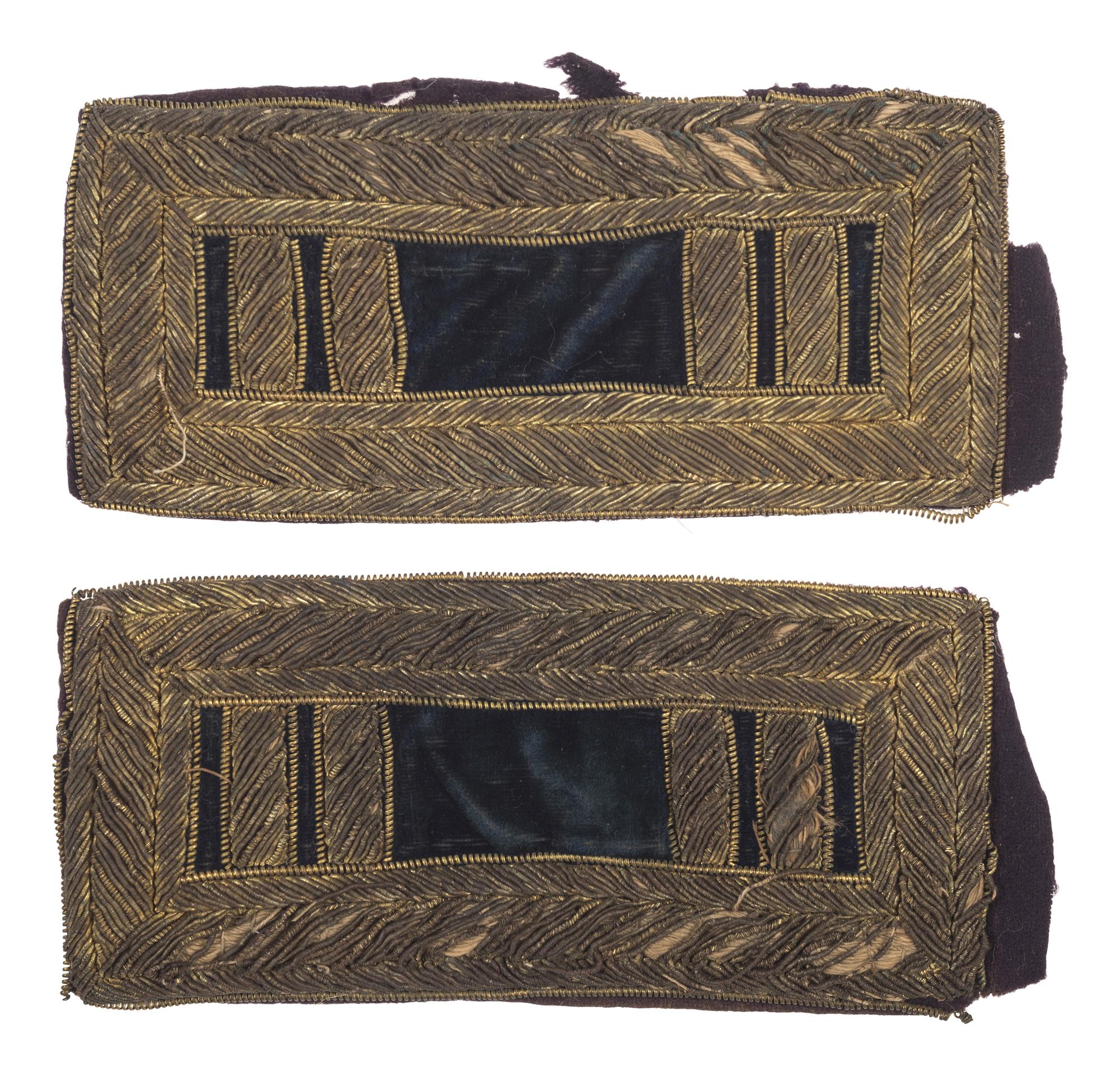 [CIVIL WAR]. A pair of triple border captain of staff shoulder straps.