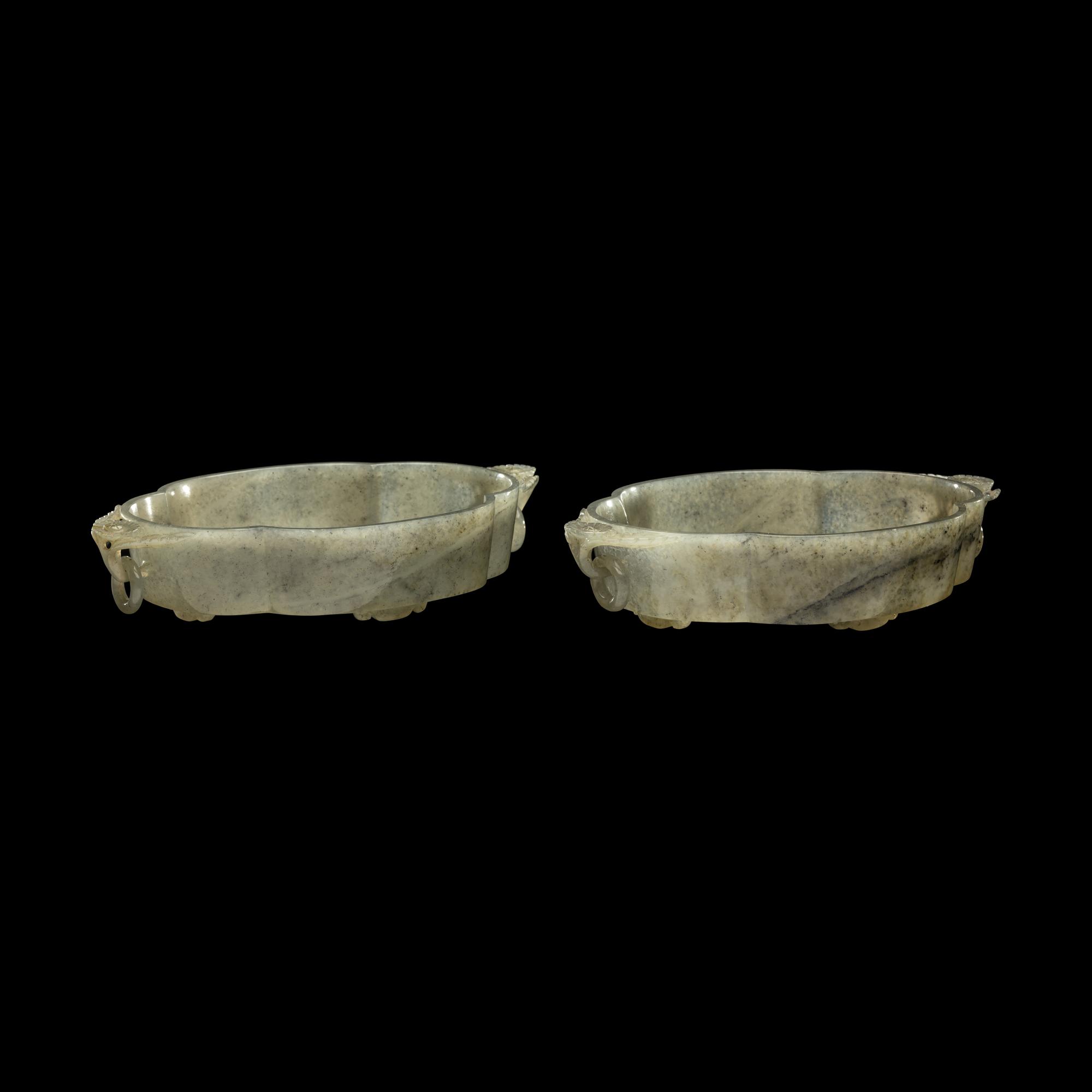 A Pair of Greyish Celadon Jade Quatrefoil-Form Washers, Xi, 19th Century 清晚期 青玉海棠式洗一對