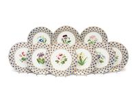 A Grainger Worcester Porcelain Dessert Service