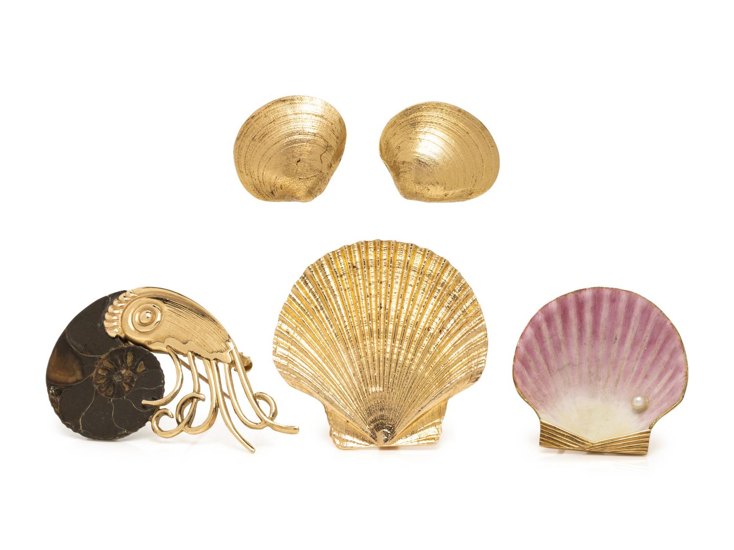 COLLECTION OF YELLOW GOLD AQUATIC JEWELRY