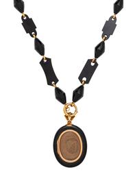 VICTORIAN, YELLOW GOLD AND ONYX MOURNING PENDANT/NECKLACE