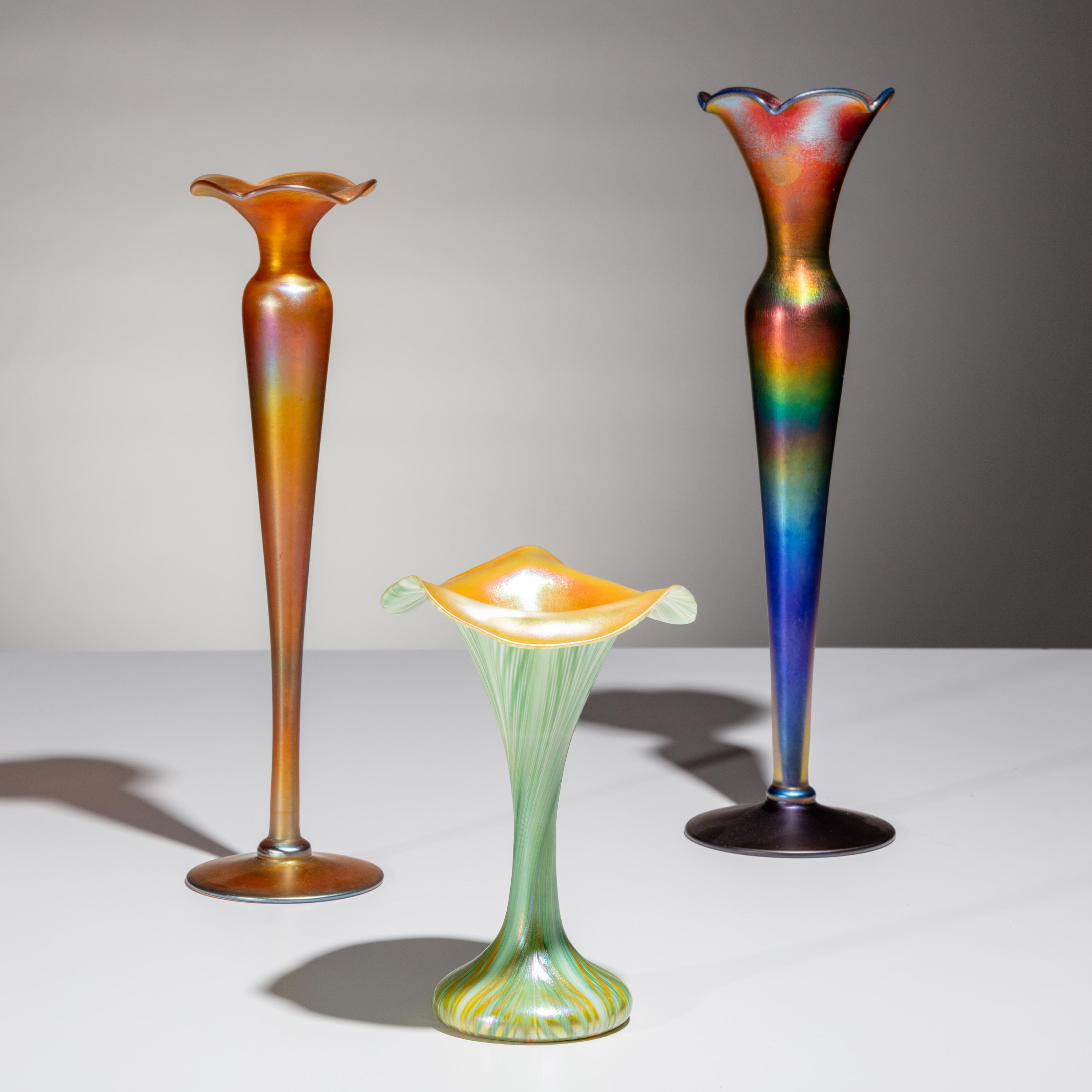 Quezal Early 20th Century — Group of 3 Vases