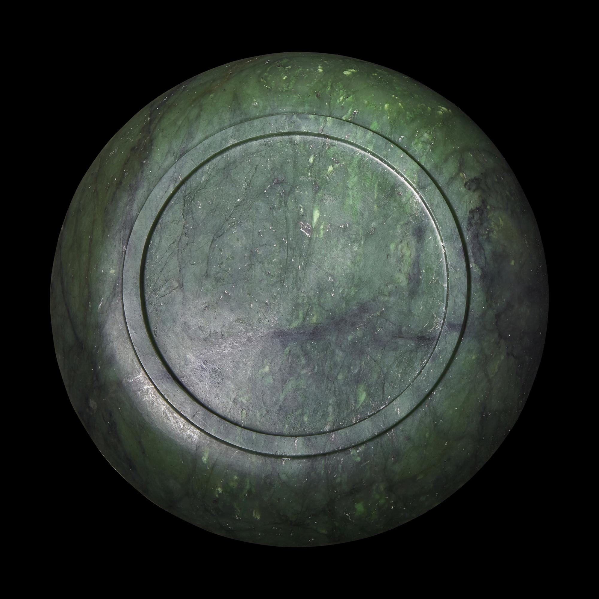 A Chinese Spinach Jade Dish — 碧玉盤