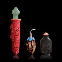 Three Chinese Snuff Bottles, 19th-Early 20th Century 晚清民國 鼻煙壺三件