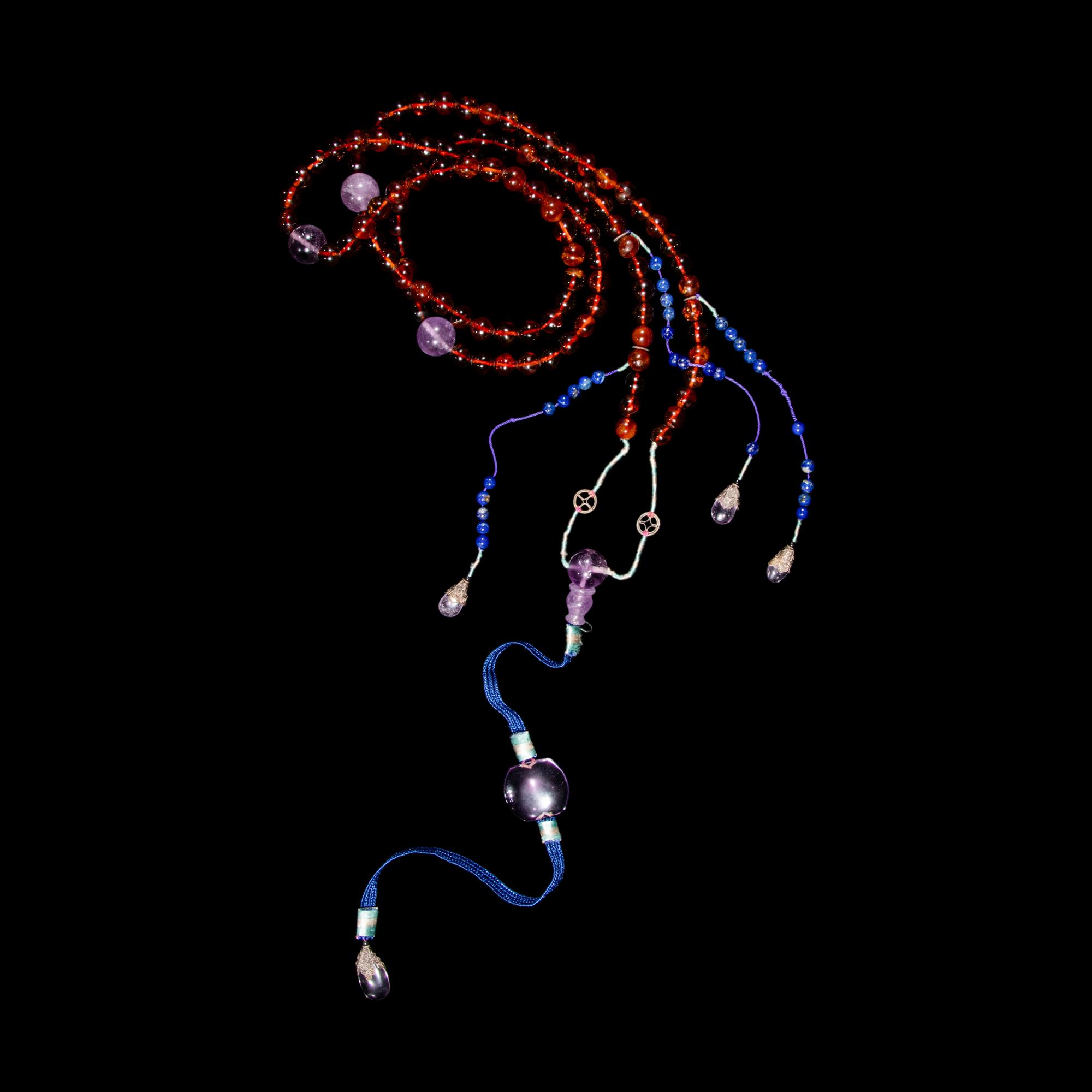 A Chinese Amber, Lapis, and Amethyst Court Necklace, Chaozhu, Late 19th Century 清晚期 琥珀朝珠