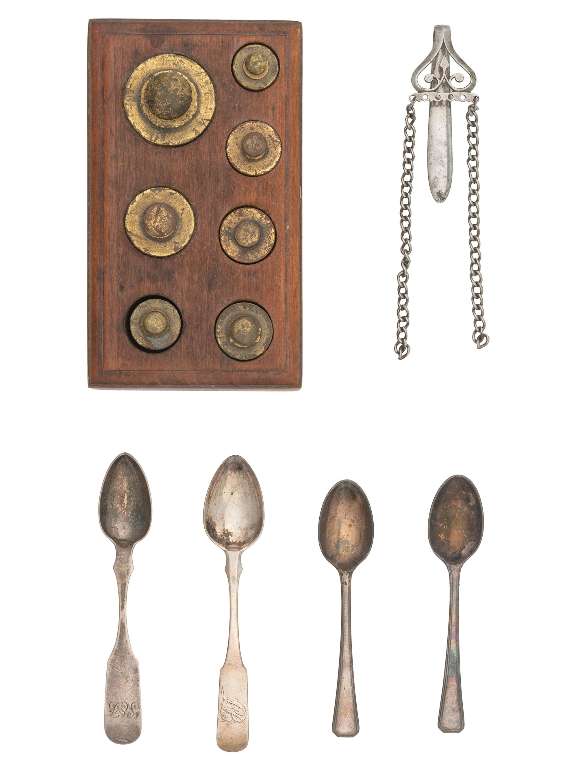 [MILITARIA]. 4 powder horns with accompanying artifacts from the Estate of Carroll J. Delery III.