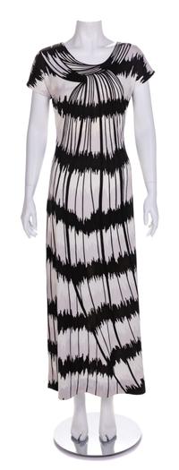 Roberta di Camerino White and Black Knit Dress, 1970s Size label: 40