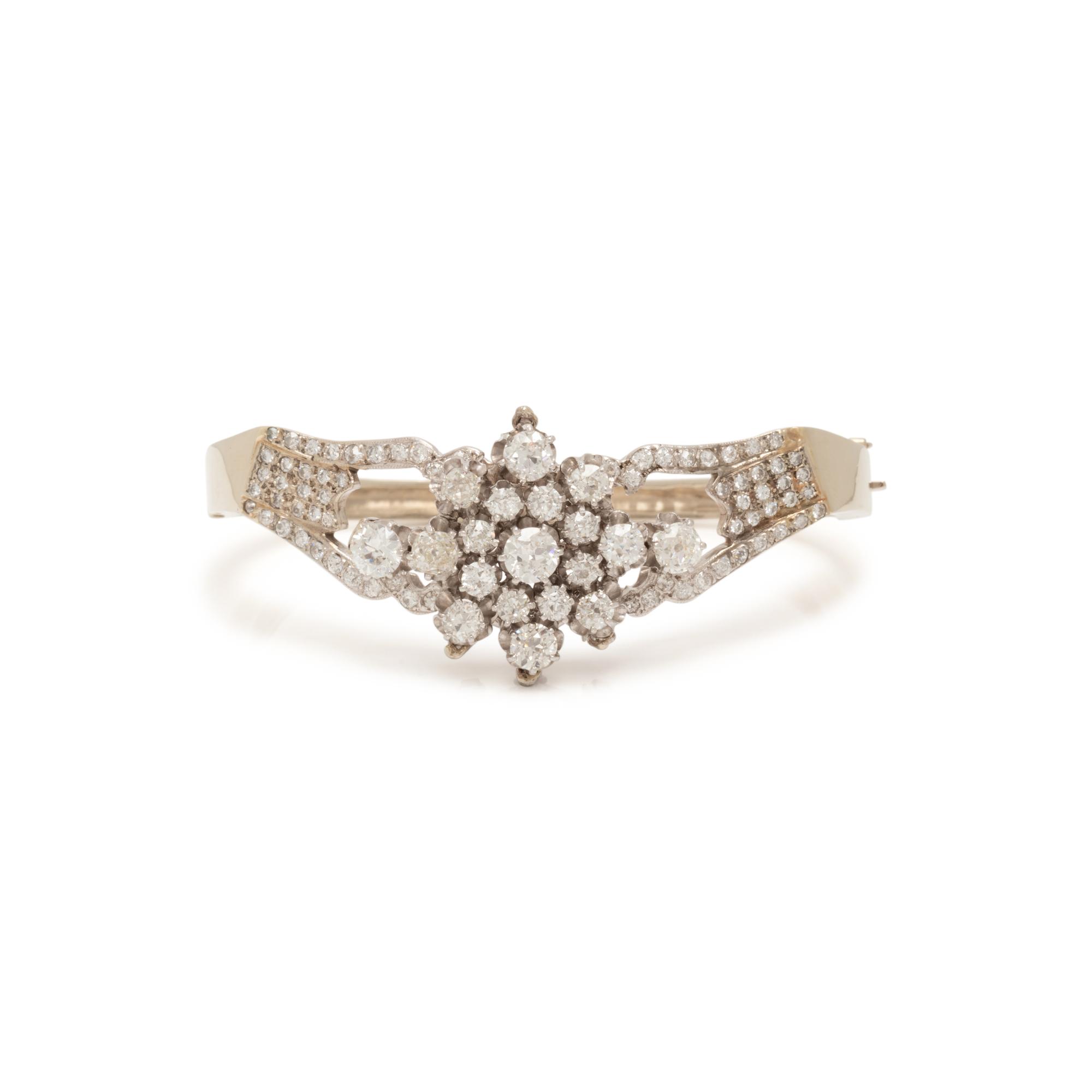 CONVERTIBLE WHITE GOLD AND DIAMOND BANGLE BRACELET