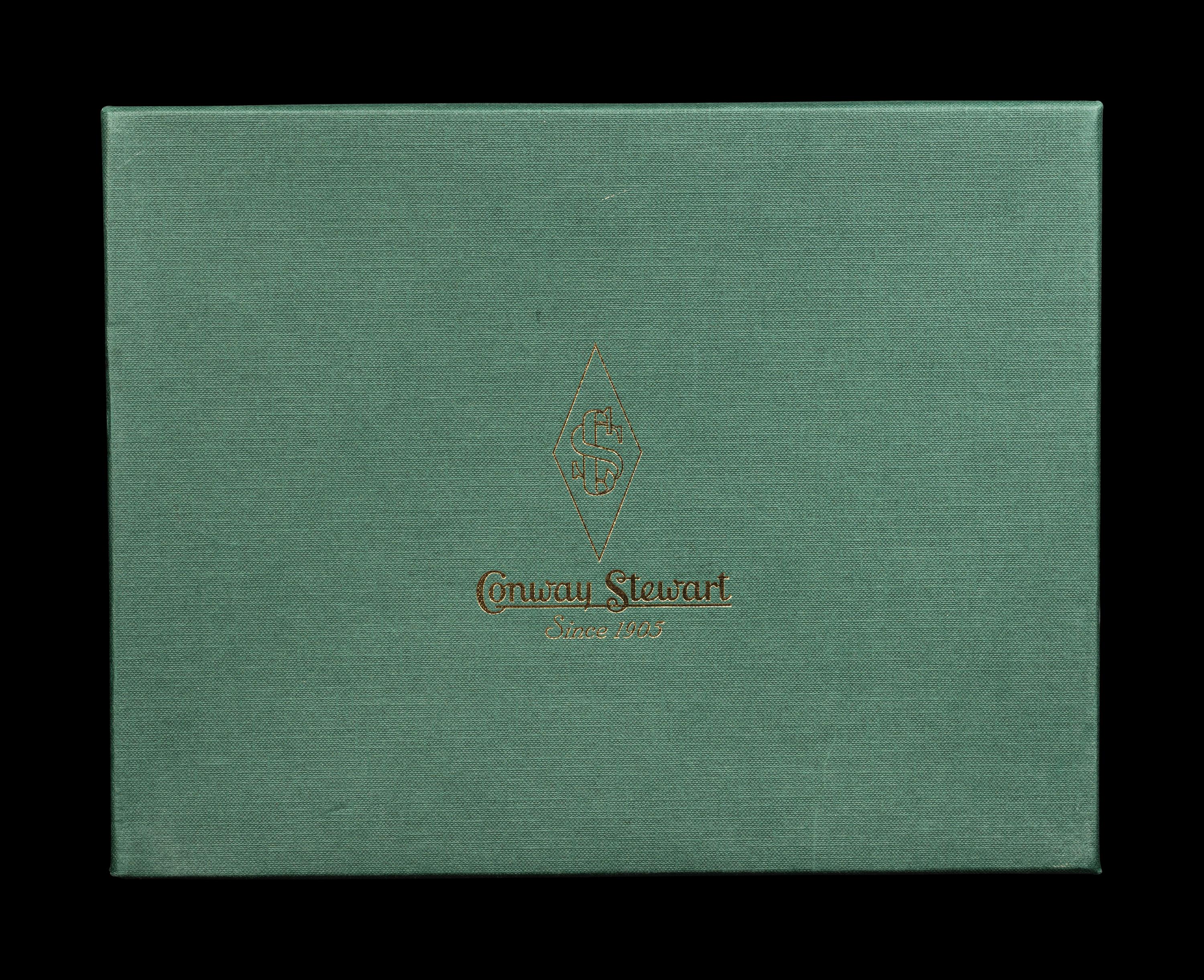 Conway Stewart: Churchill-White Tiger Limited Edition Fountain Pen and Ink Set