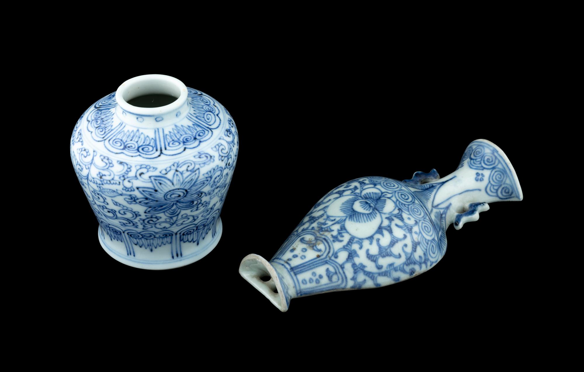 Two Chinese Blue and White Porcelain Wares
