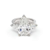 AN IMPRESSIVE DIAMOND RING