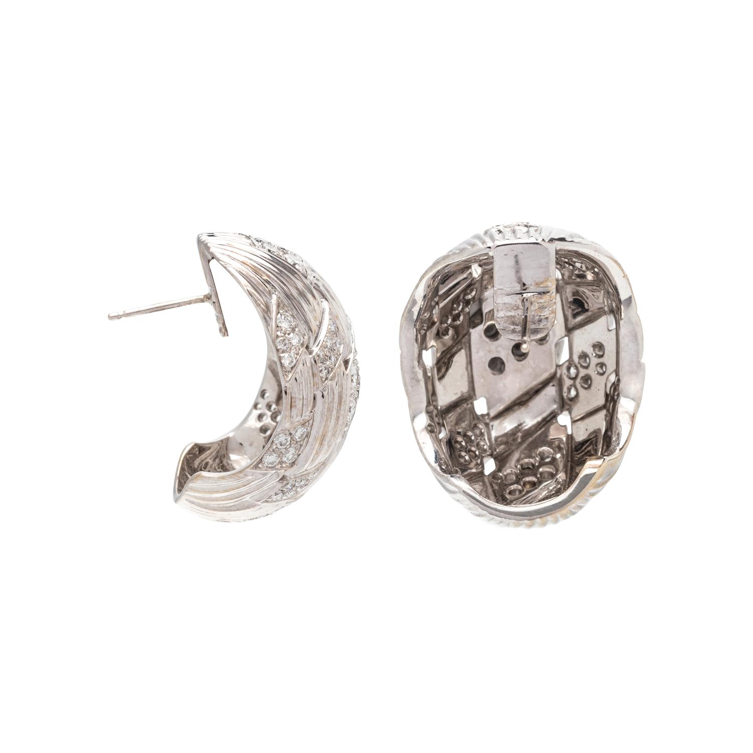 DAMIANI, WHITE GOLD AND DIAMOND EARRINGS