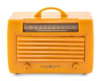 A General Electric L570 Radio